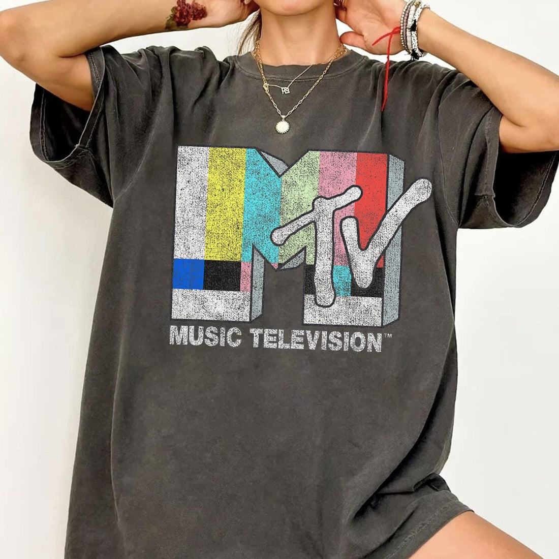 Retro TV Signal Graphic T-Shirt - 80s 90s Vintage Music Style Tee