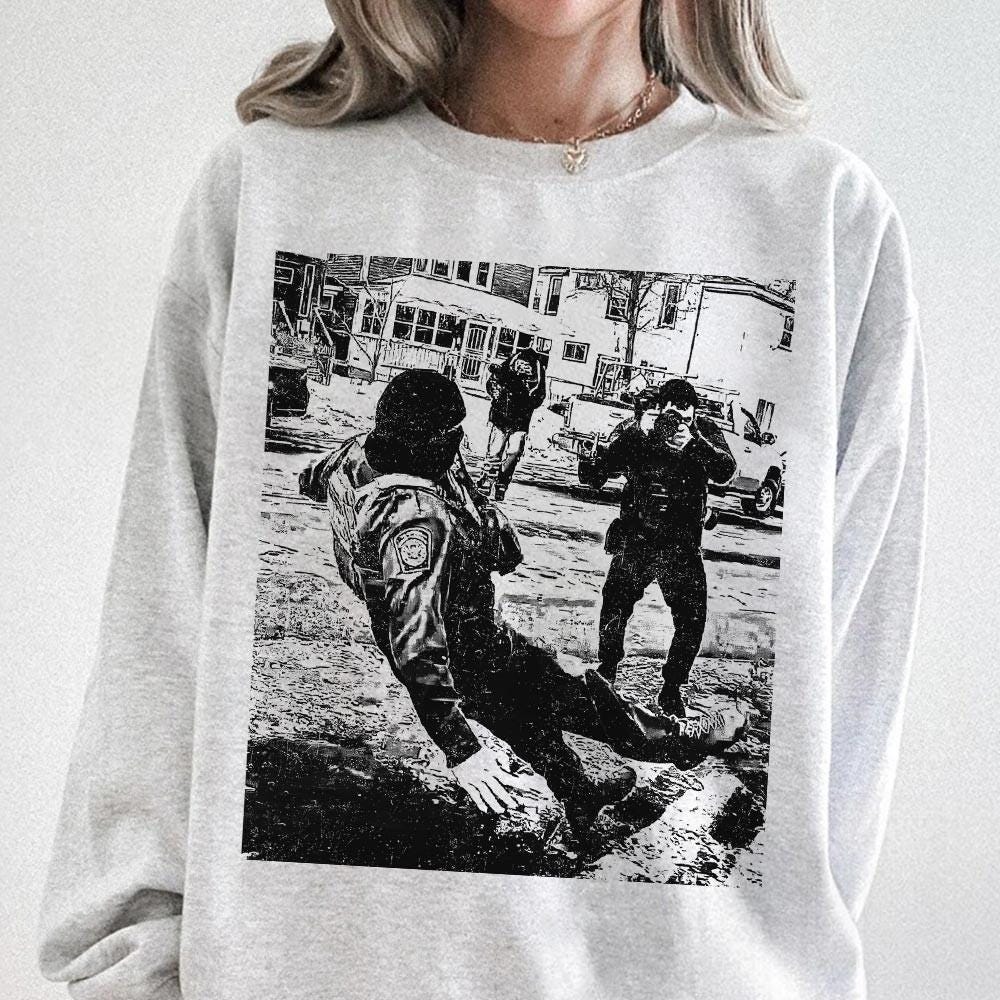 Minneapolis Resist No ICE Vintage T-Shirt – Immigration Justice Protest Tee