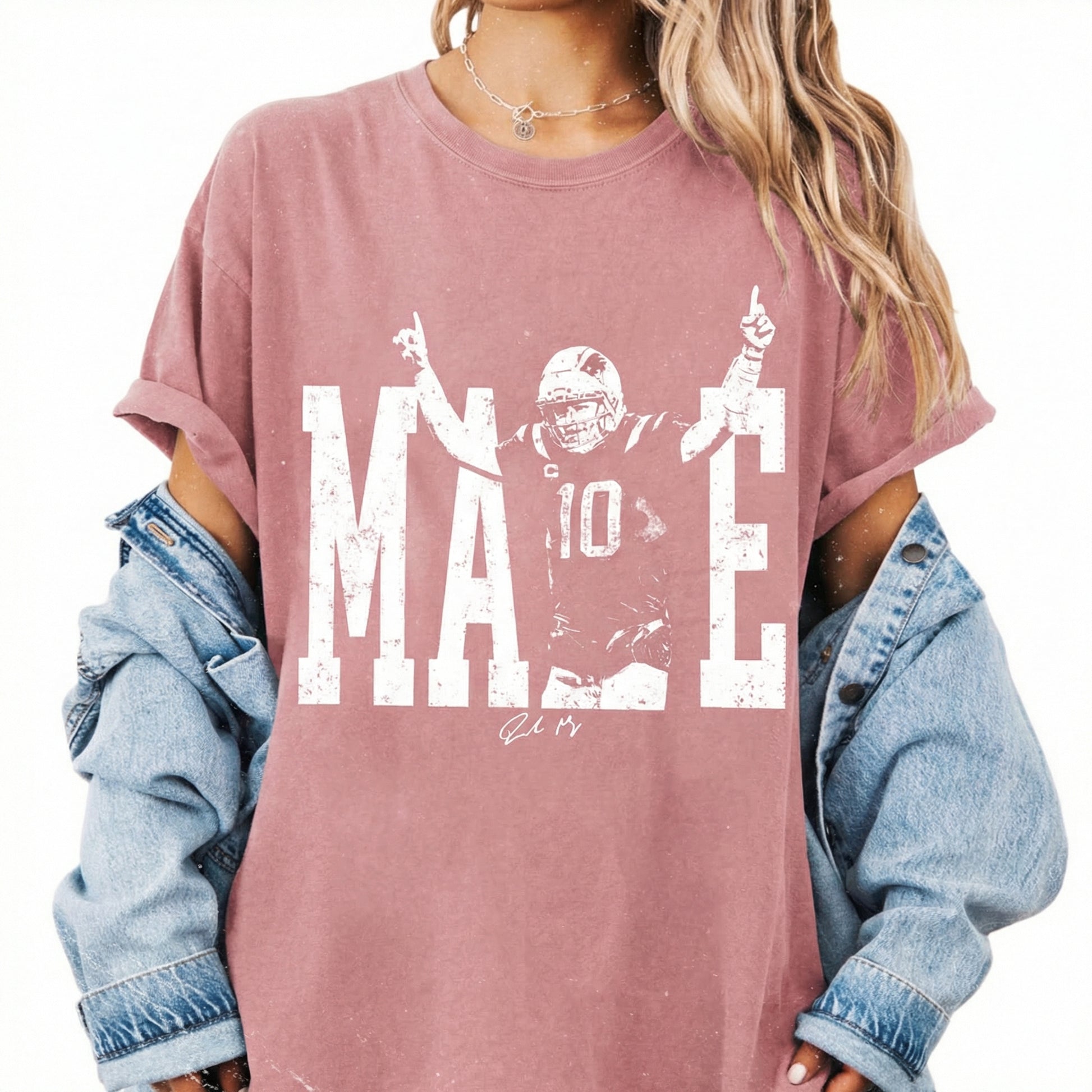 New England Male Football Vintage Graphic T-Shirt – Classic Pro Football Fan Tee