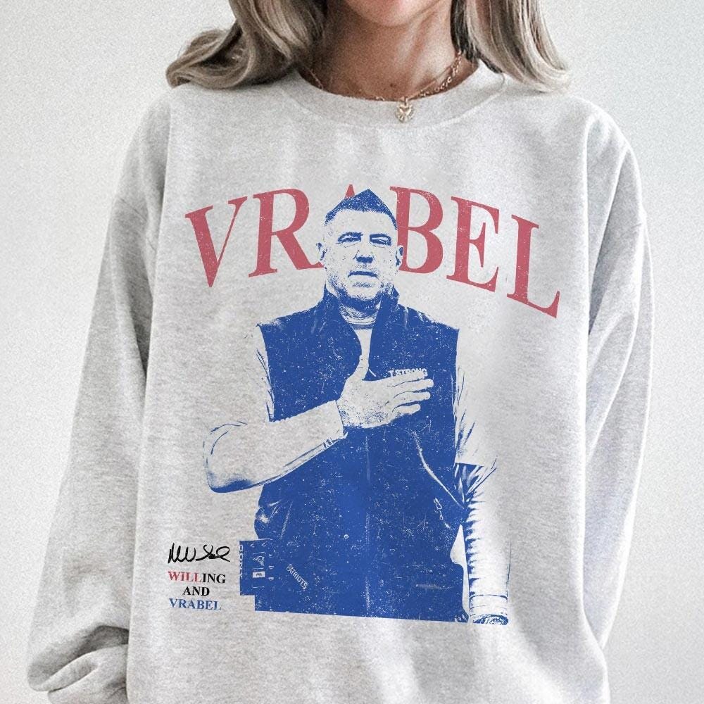 New England Vintage Football Coach Vrabel Graphic T-Shirt – Retro Sports Fan Tee