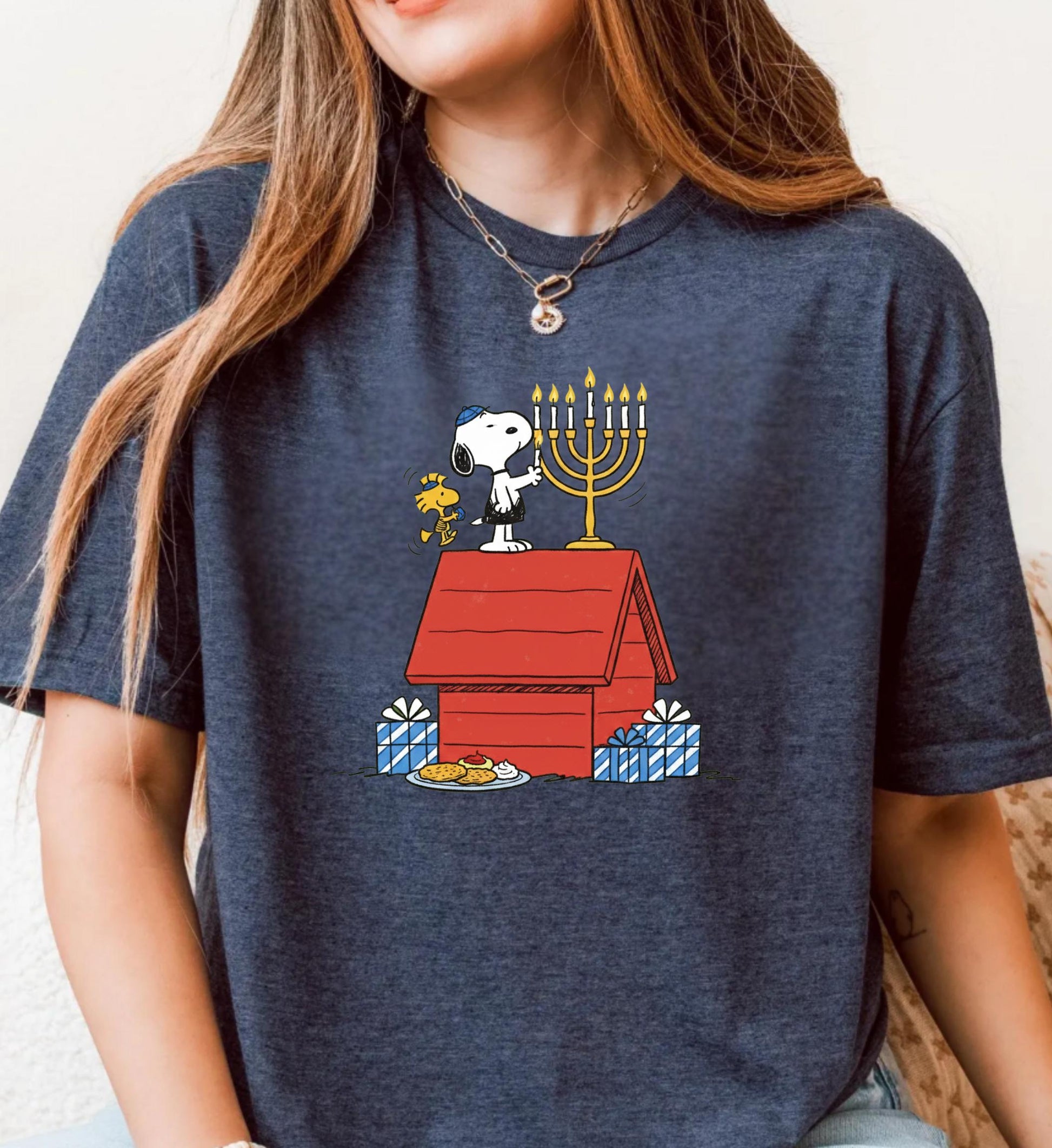 Peanuts Hanukkah T-Shirt – Vintage Snoopy Jewish Holiday Graphic Shirt