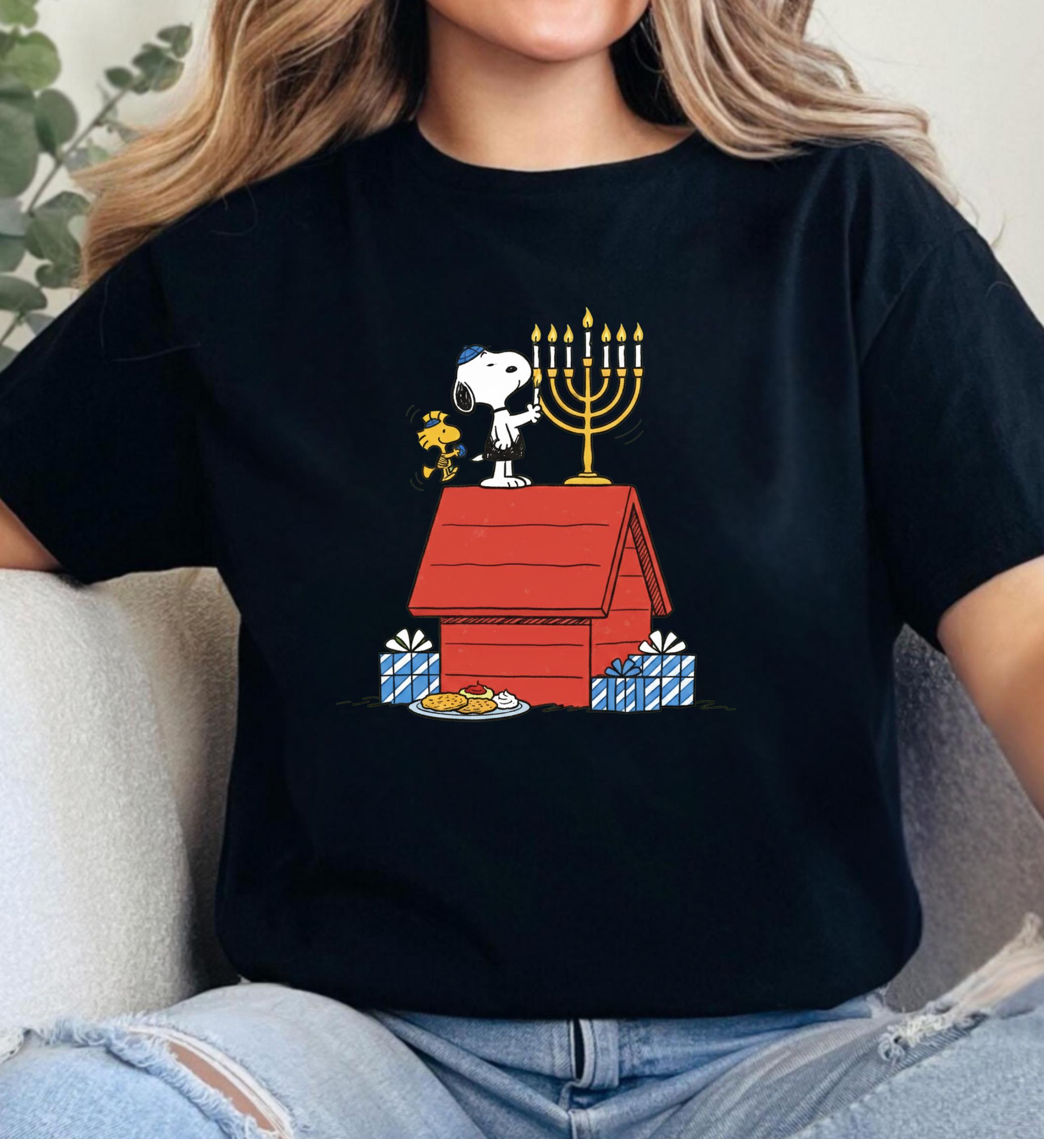 Peanuts Hanukkah T-Shirt – Vintage Snoopy Jewish Holiday Graphic Shirt