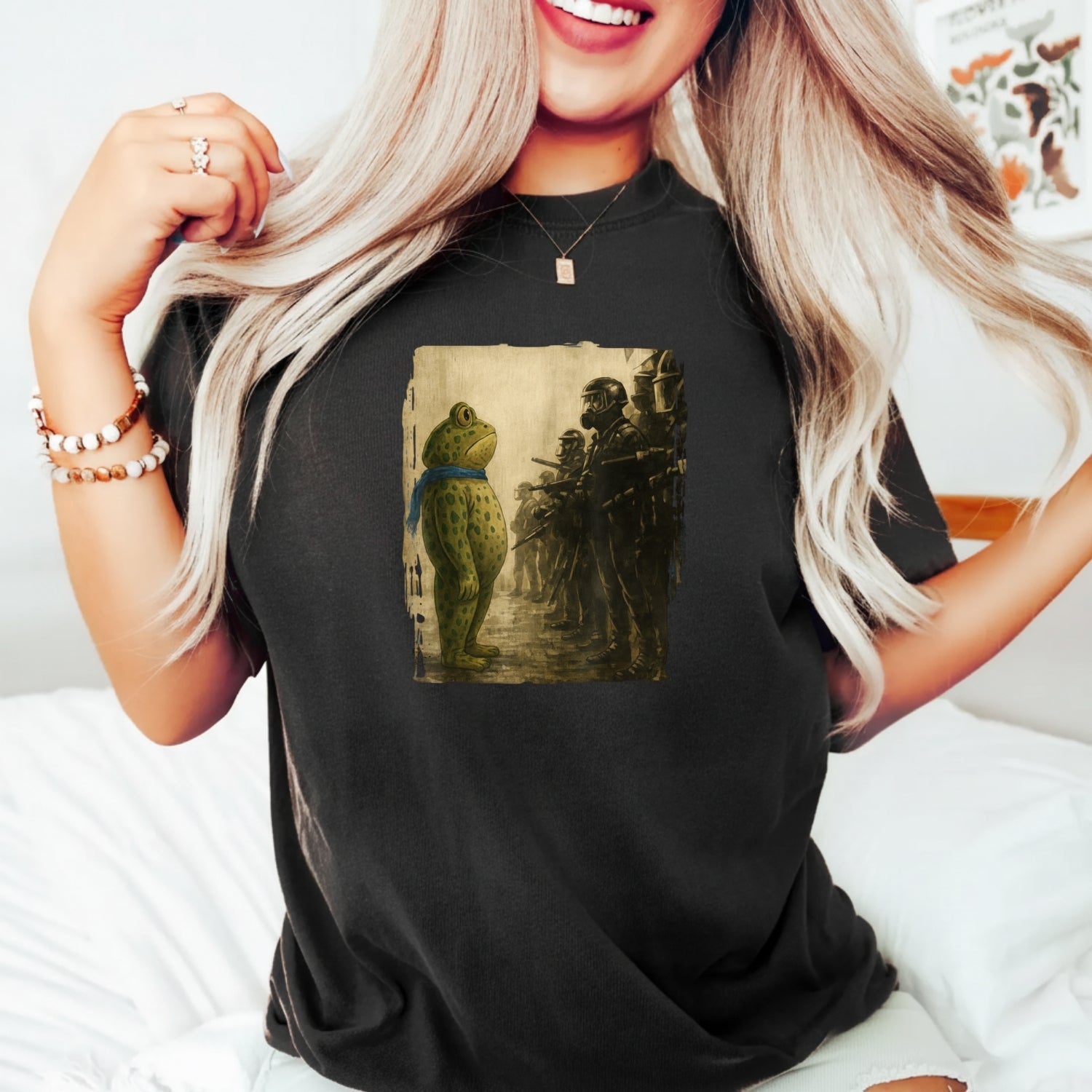 Portland Frog T-Shirt - Funny City Graphic Frog Tee