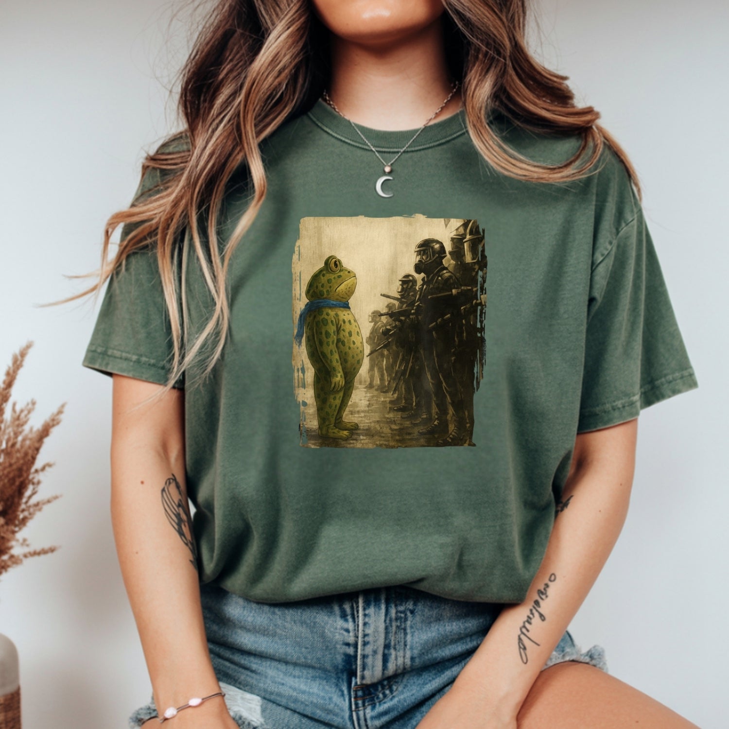 Portland Frog T-Shirt - Funny City Graphic Frog Tee