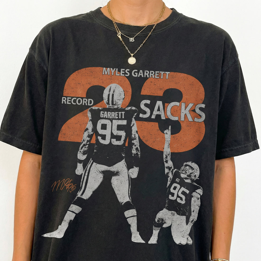Record Garrett 23 Sack Season Football T-Shirt – Vintage Defensive Graphic Tee