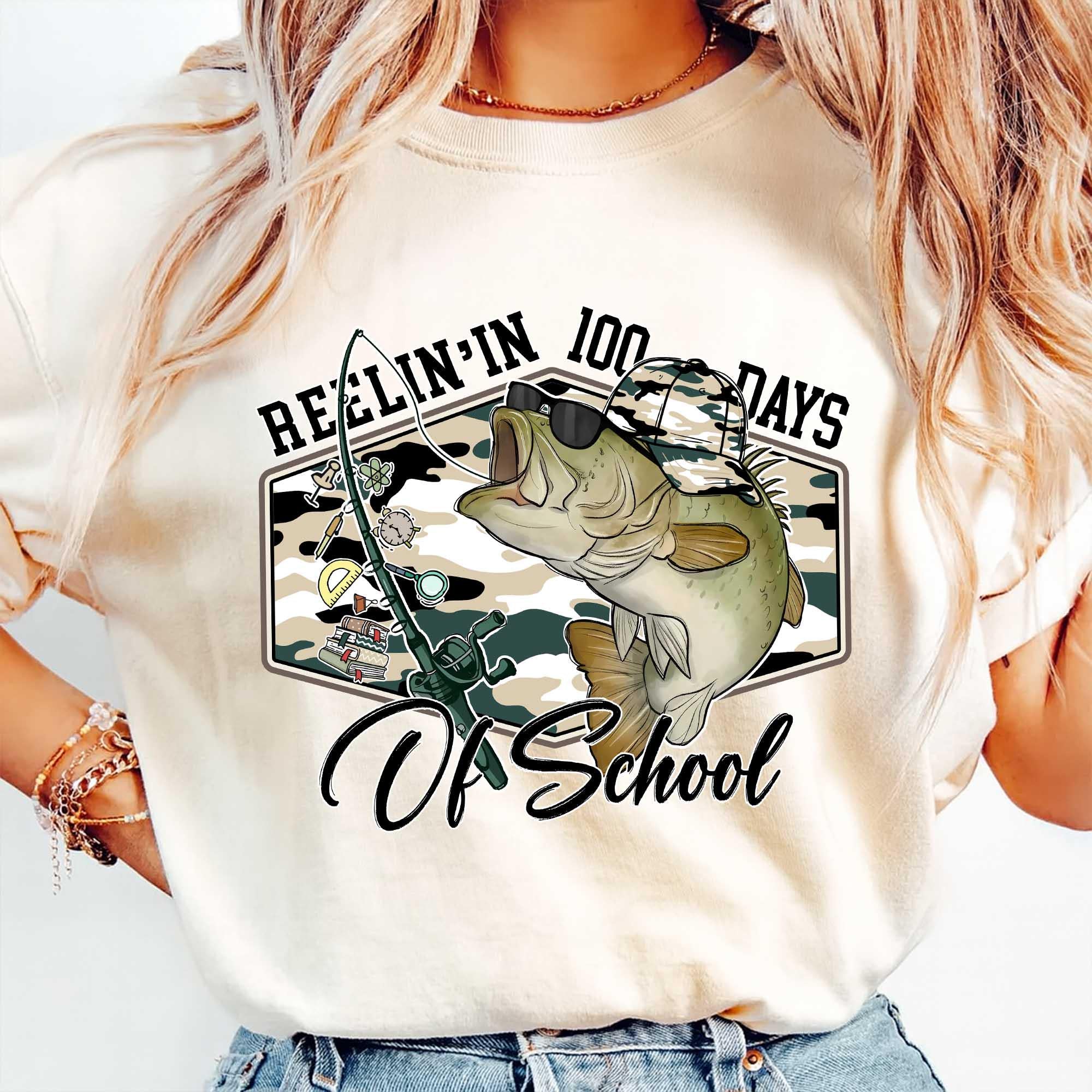 Reelin In 100 Days of School T-Shirt - Funny Bass Fishing Teacher Graphic Tee