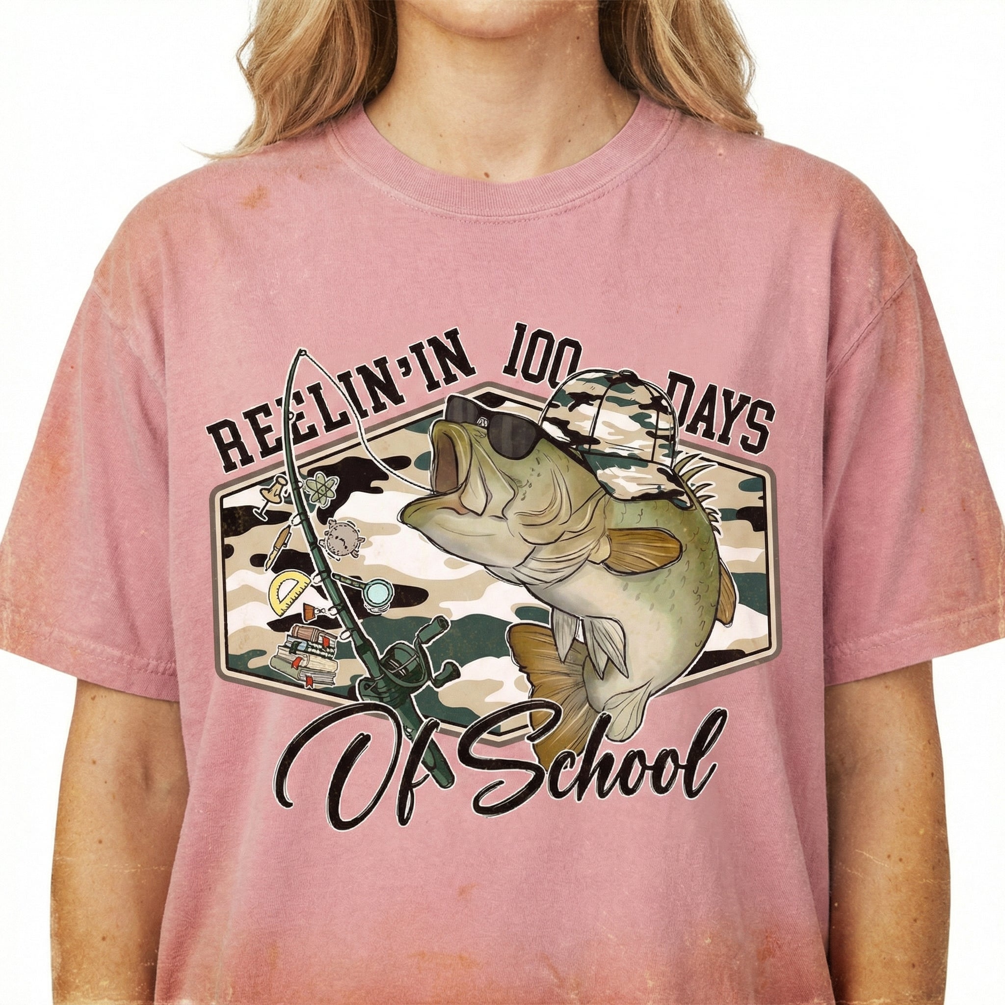 Reelin In 100 Days of School T-Shirt - Funny Bass Fishing Teacher Graphic Tee