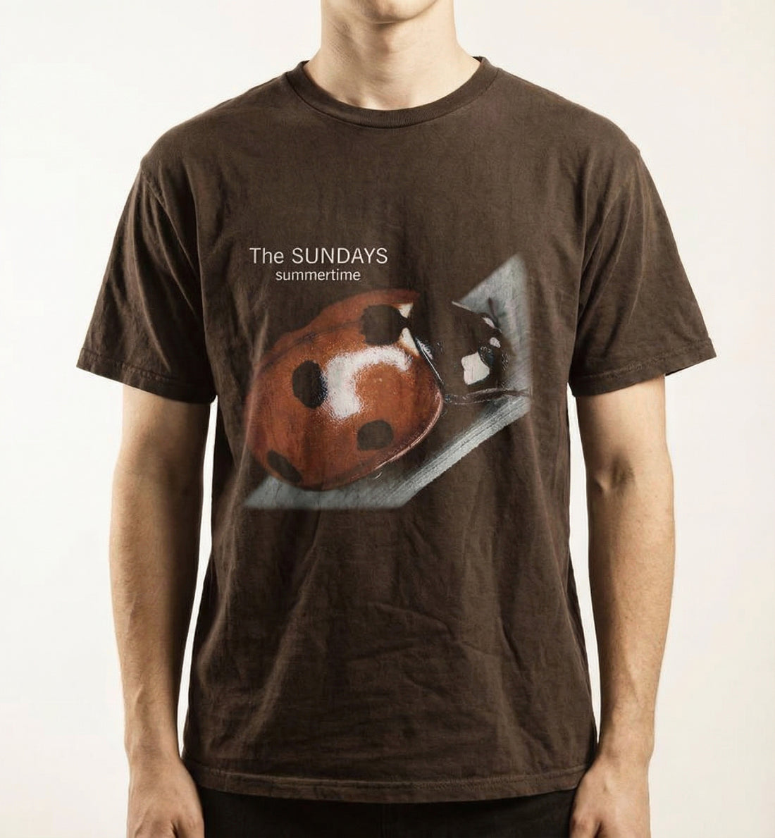 Retro 90s Music Aesthetic Graphic T-Shirt - Vintage Indie Style Tee
