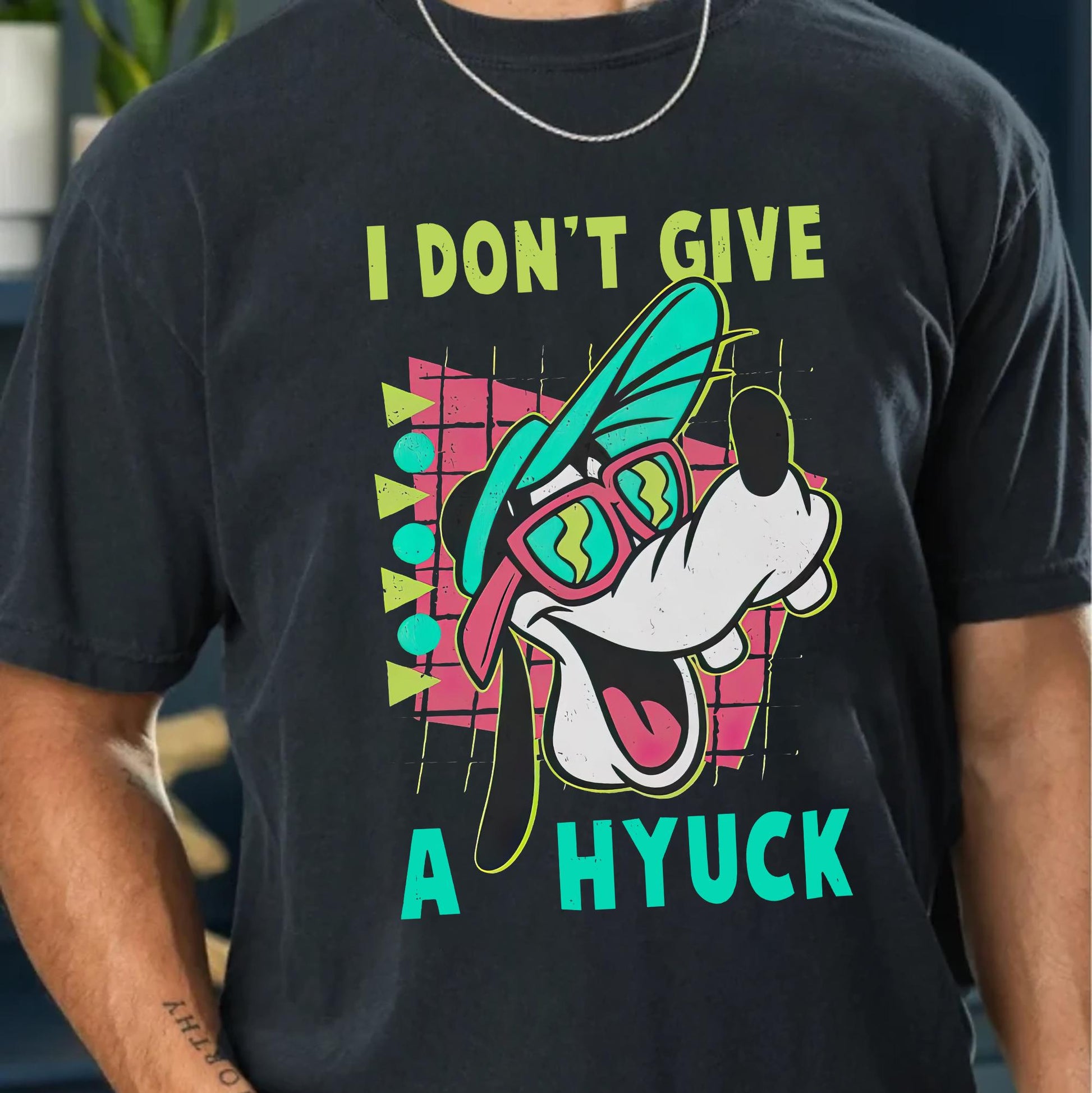 Disney Goofy Retro 90s Shirt – Funny I Don’t Give a Hyuck Tee, Goofy Movie Inspired Family Trip & Birthday Gift Shirt