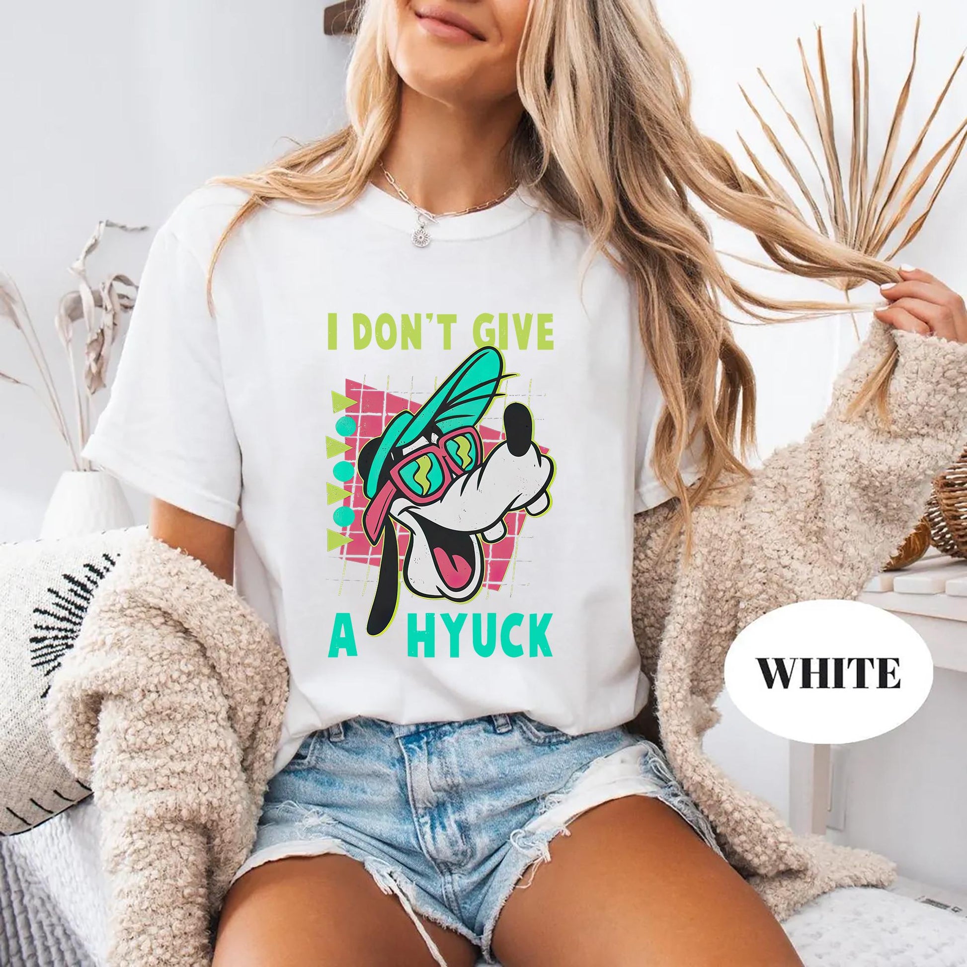 Disney Goofy Retro 90s Shirt – Funny I Don’t Give a Hyuck Tee, Goofy Movie Inspired Family Trip & Birthday Gift Shirt