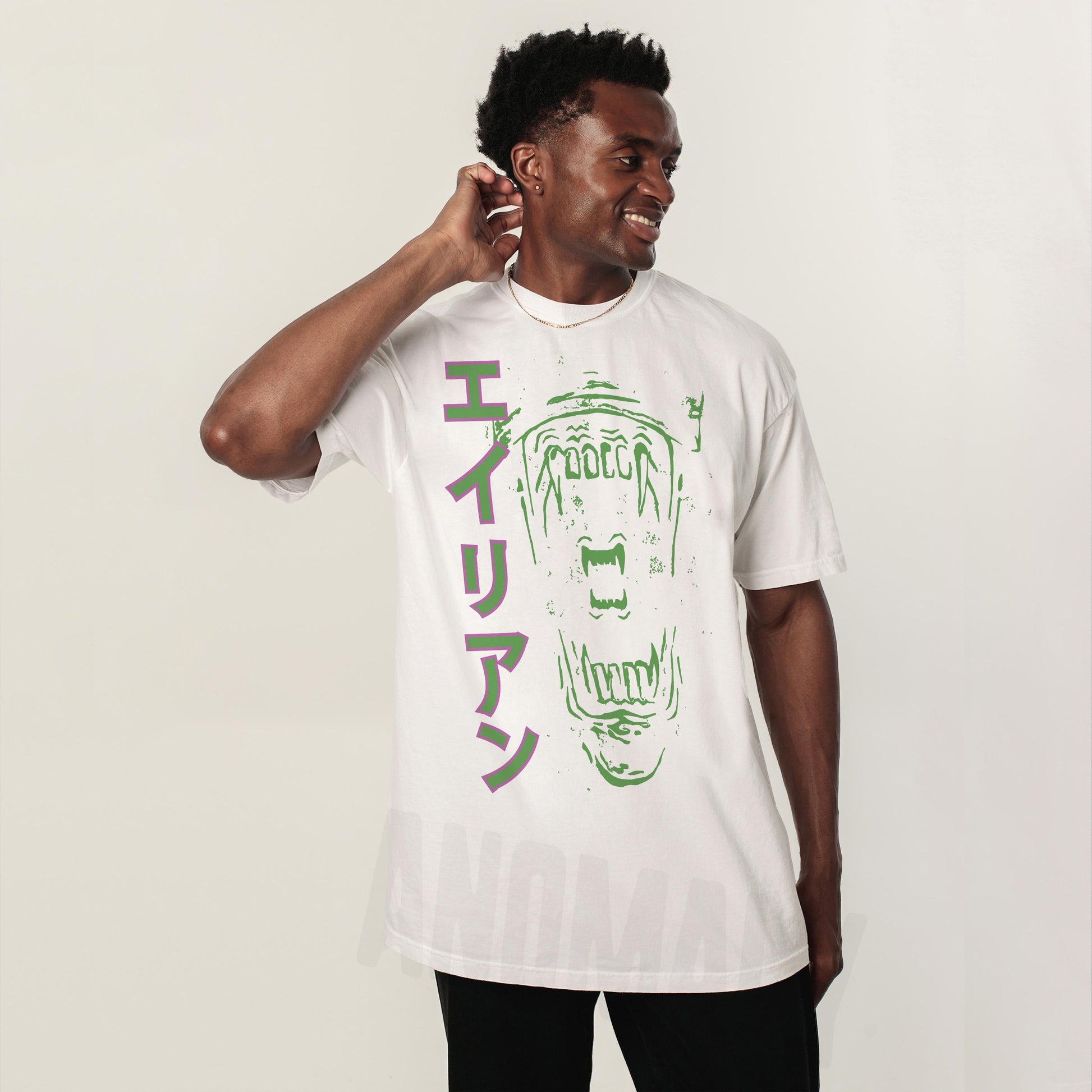 Retro Alien Xenomorph T-Shirt – Japanese Horror Movie Graphic Tee