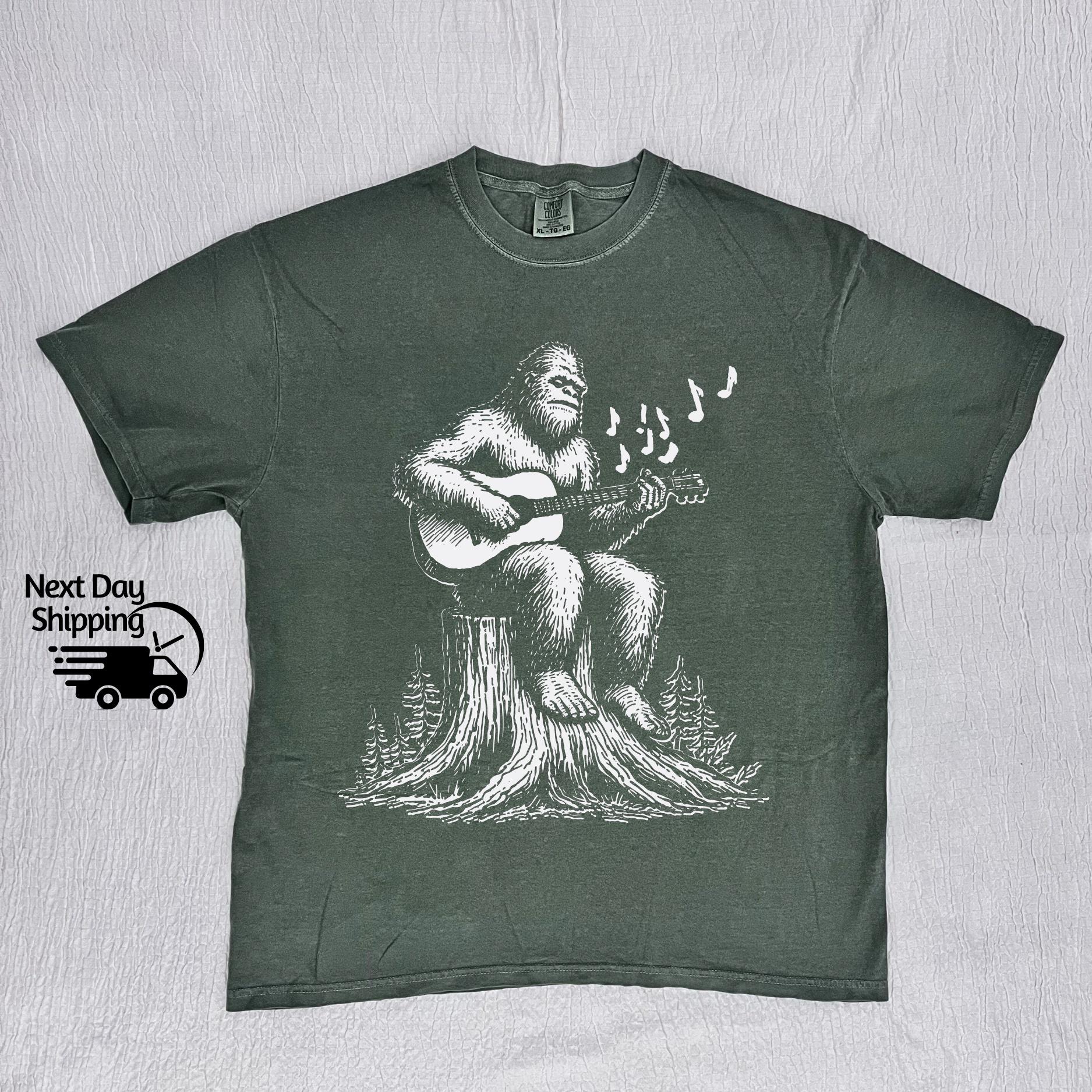 Retro Bigfoot Guitar Graphic T-Shirt - Funny 90s Vintage Tee