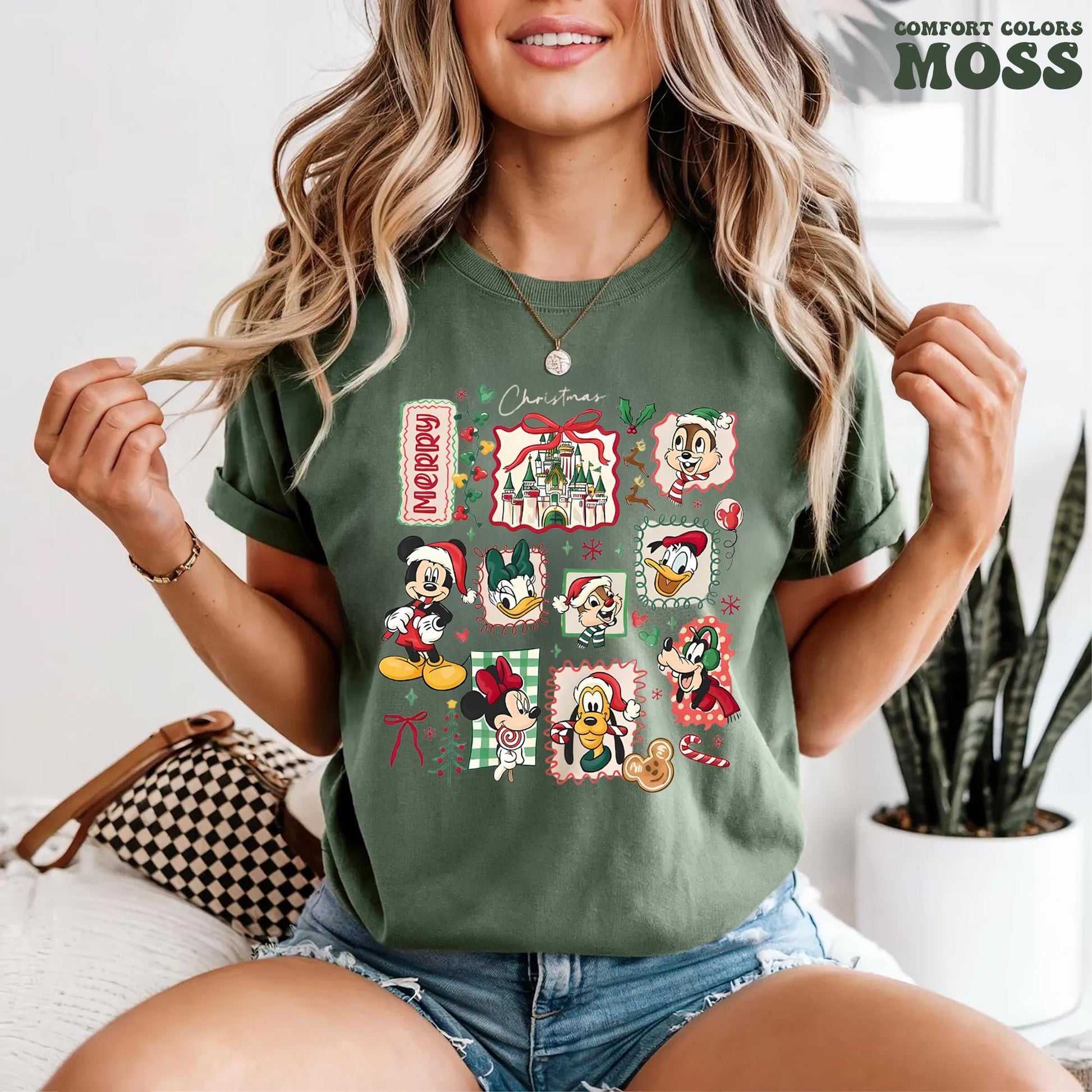 Retro Santa Mouse and Friends Christmas Shirt – Very Merry Holiday Party Tee – Family Matching Trip Shirt