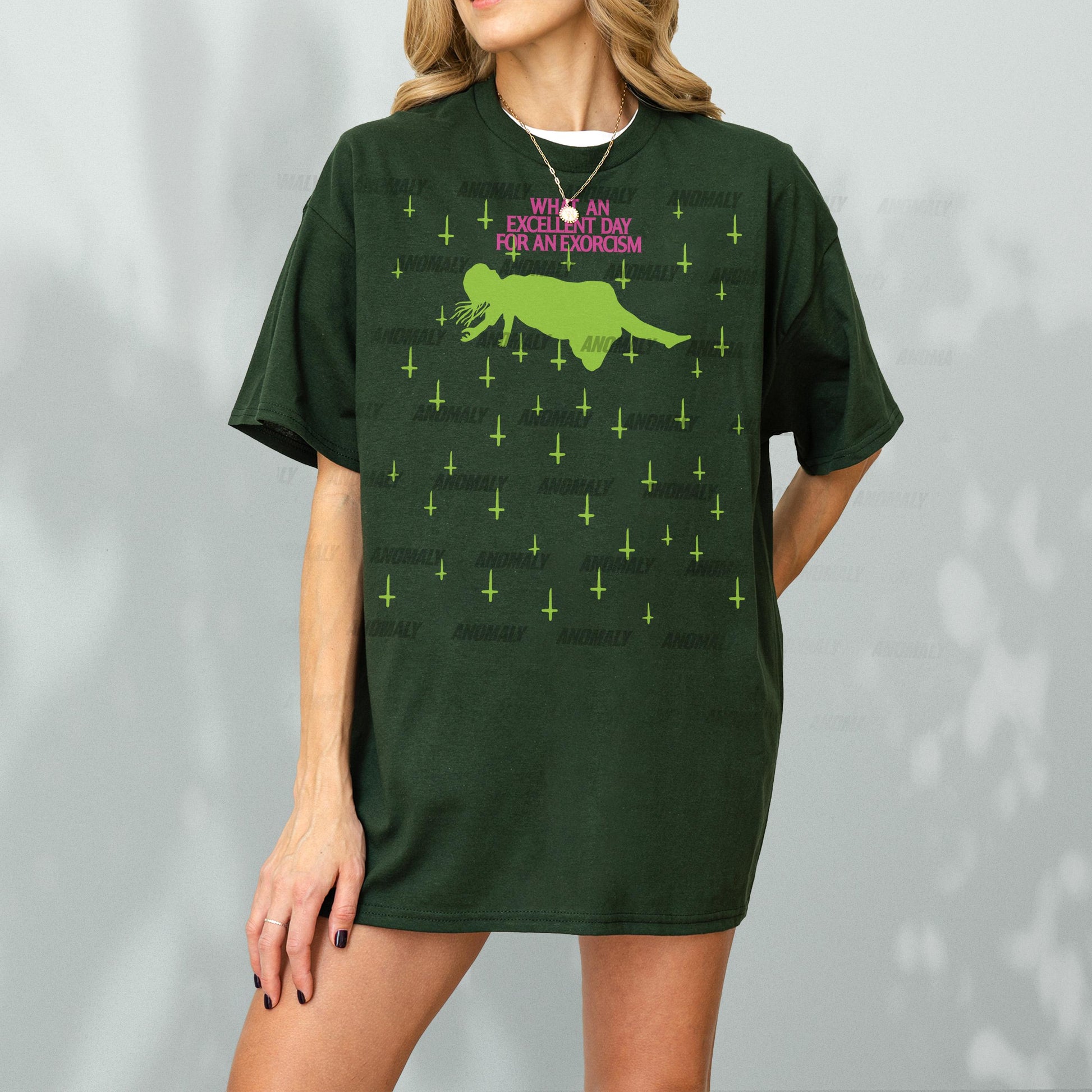 Retro Horror Movie Graphic Tee – Exorcism Scene Gothic T-Shirt