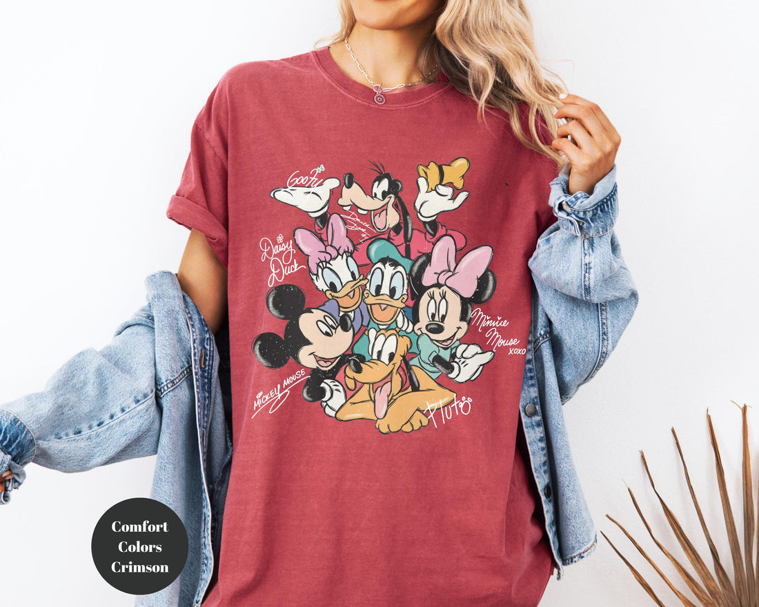 Retro Mouse Friends Signatures Tee – Magical Character Shirt – Mouse Head Graphic – Cute Fan Gift