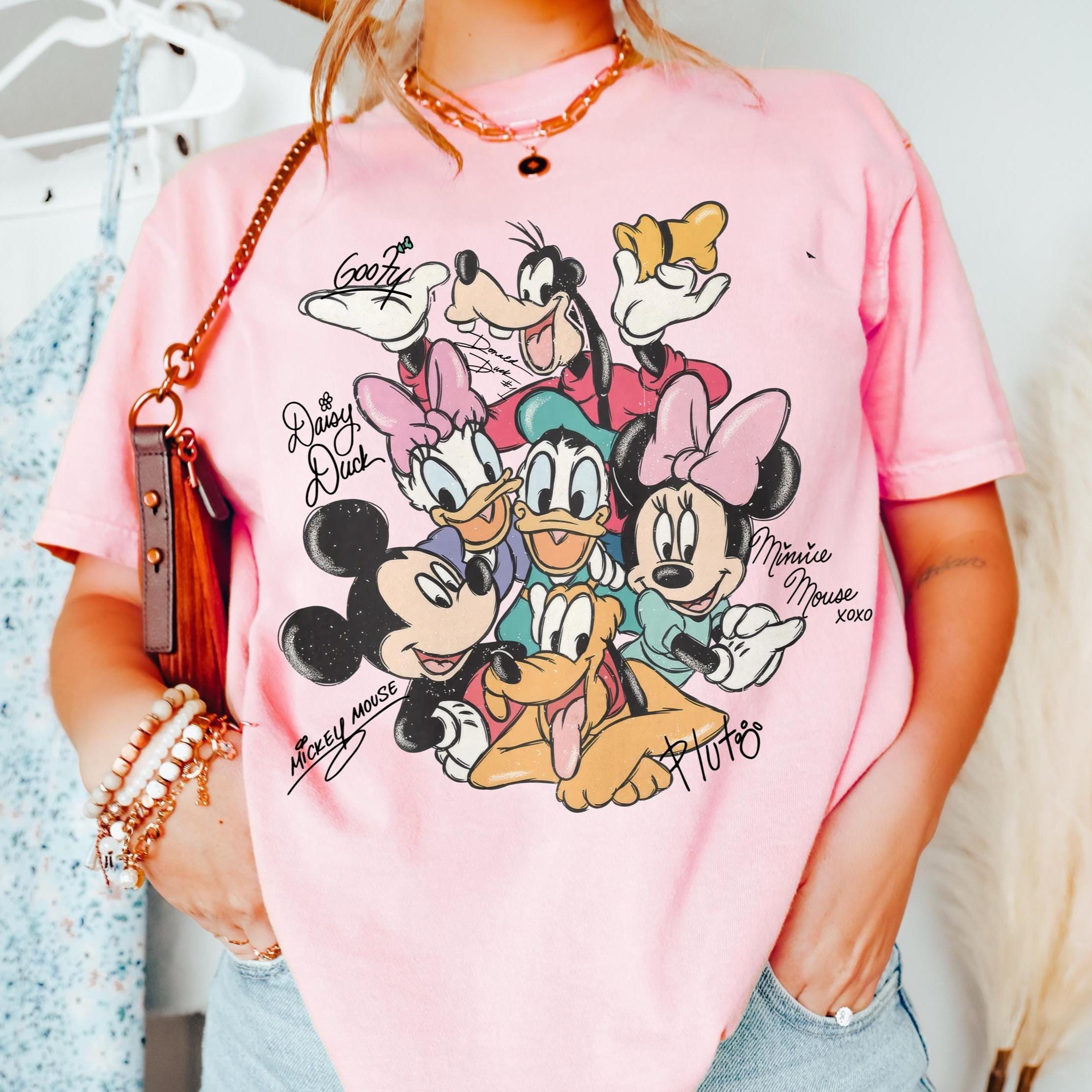 Retro Mouse and Friends Signatures Shirt – Magical Character Tee – Cute Mouse Head Top – Fan Gift