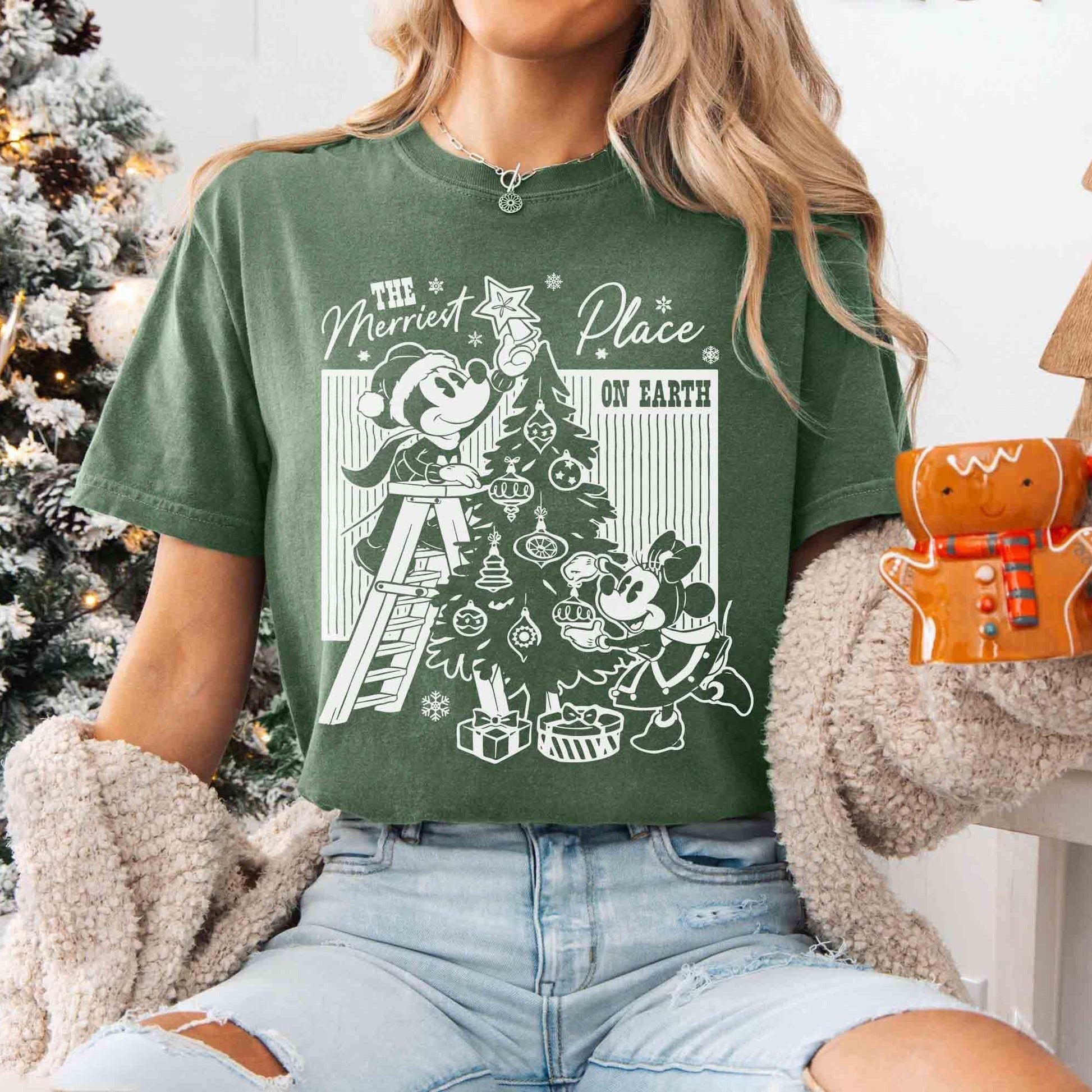 Retro Merry Place Christmas T-Shirt – Vintage Mouse Couple Holiday Graphic Tee