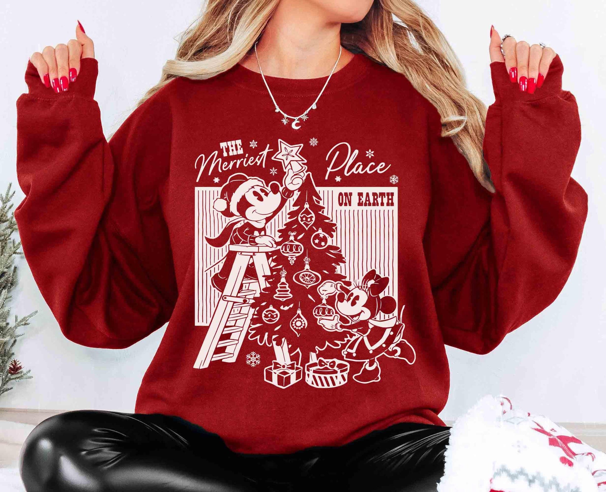 Retro Merry Place Christmas T-Shirt – Vintage Mouse Couple Holiday Graphic Tee