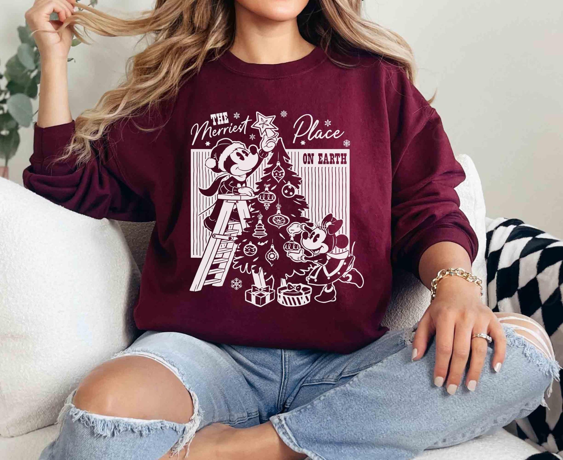 Retro Merry Place Christmas T-Shirt – Vintage Mouse Couple Holiday Graphic Tee