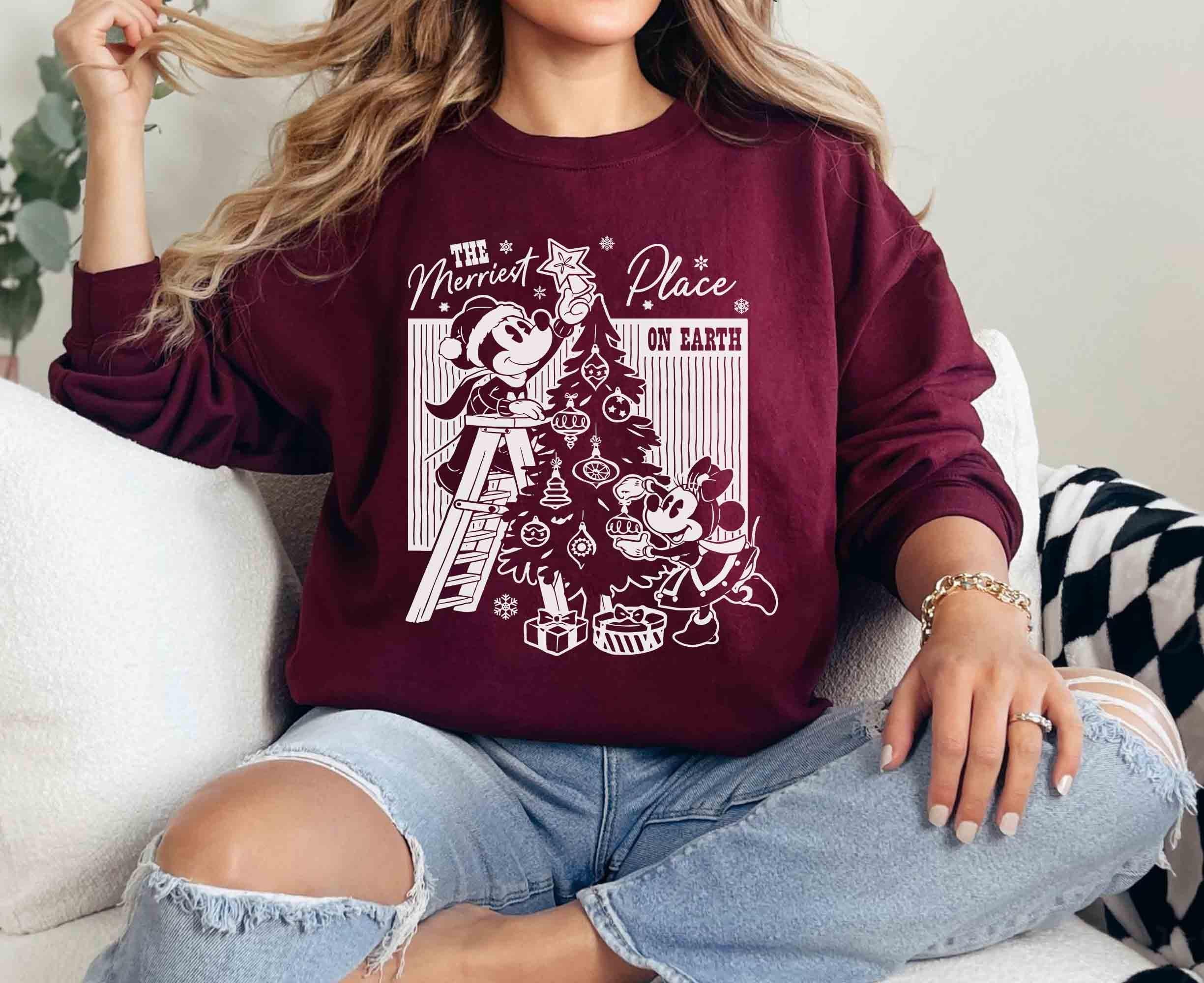 Retro Merry Place Christmas T-Shirt – Vintage Mouse Couple Holiday Graphic Tee