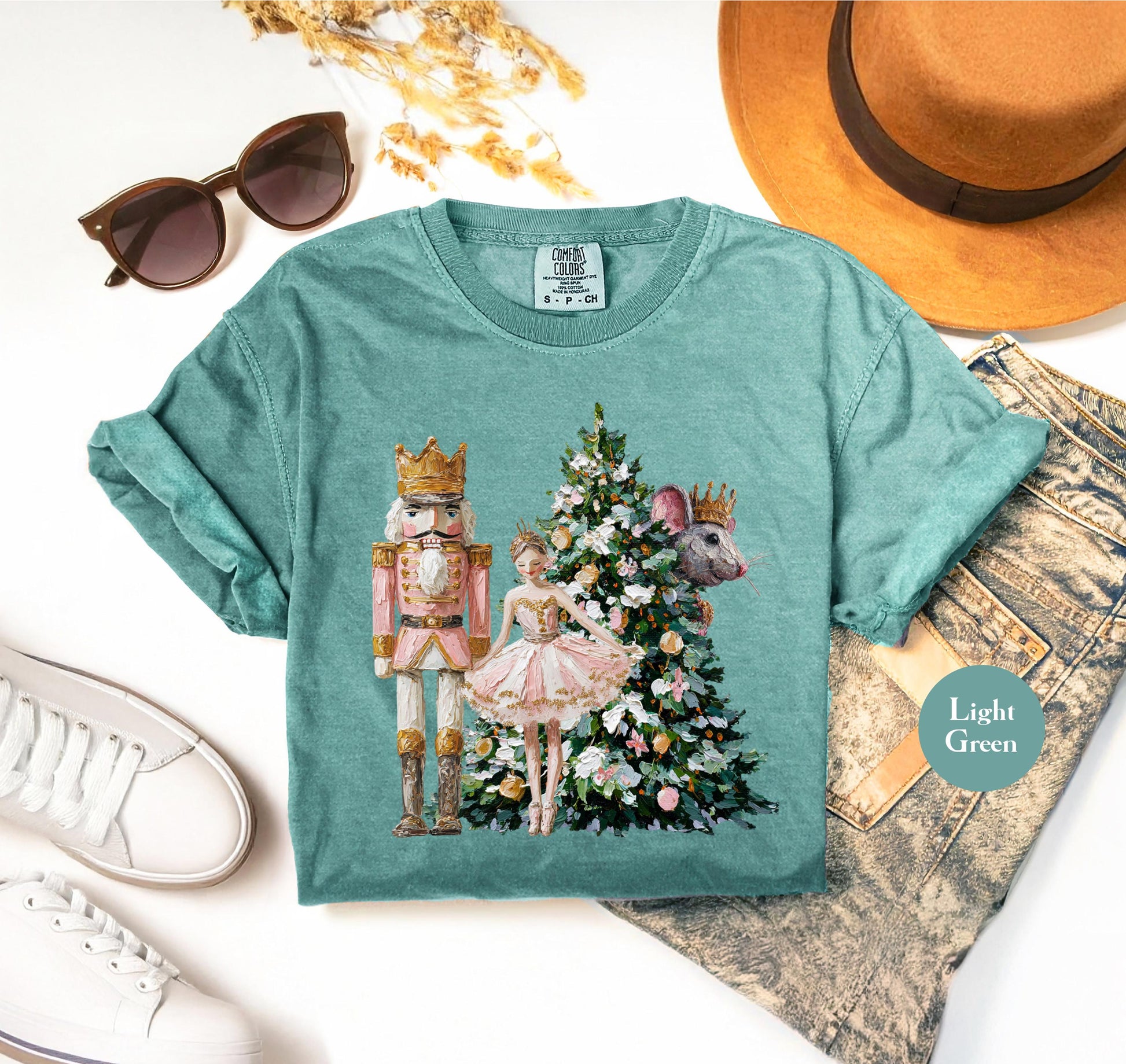 Retro Nutcracker Scene Christmas Shirt – Vintage Painted Nutcracker Tee, Y2K Holiday Matching Family Shirt