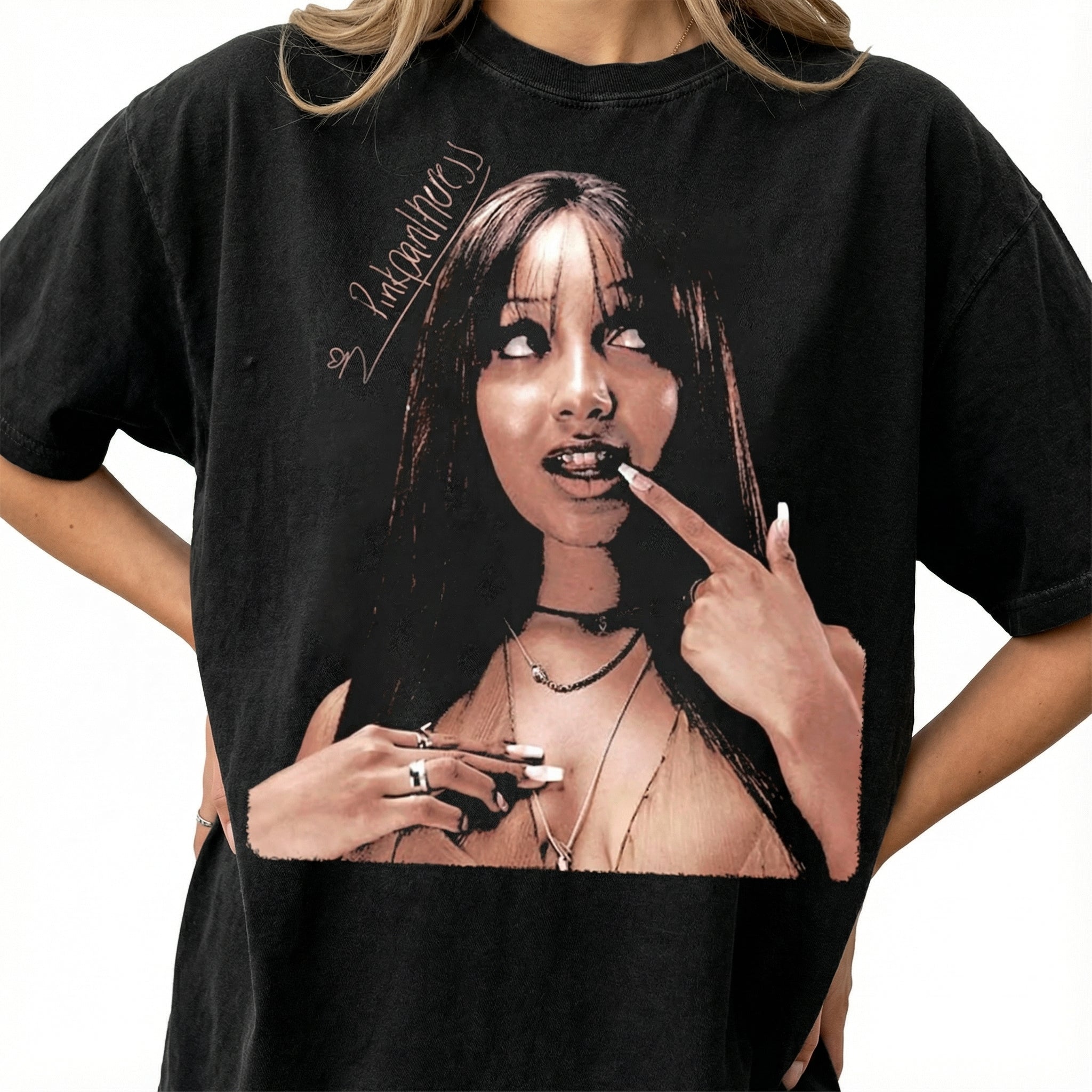 Retro PinkPantheress Pop Music Aesthetic Graphic T-Shirt – Vintage Y2K Style Tee