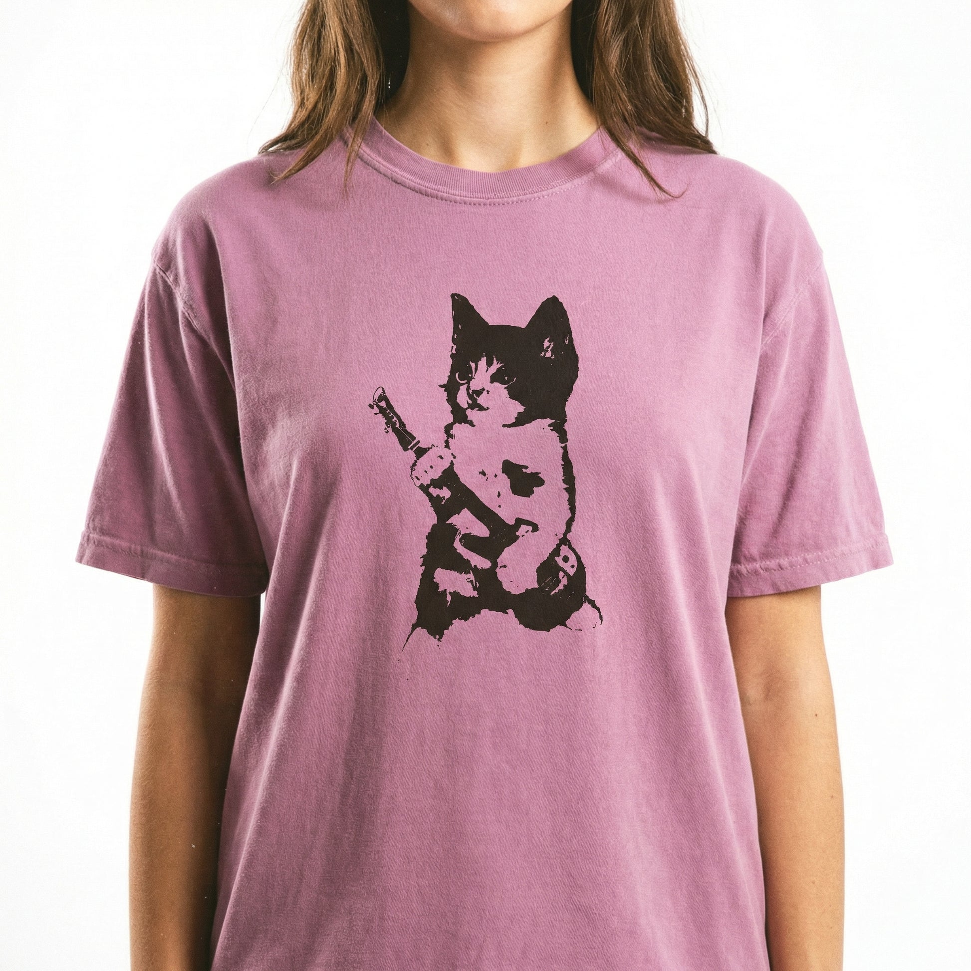Rockstar Kitten Y2K Graphic T-Shirt – 90s Aesthetic Vintage Cat Tee – Retro Grunge Coquette