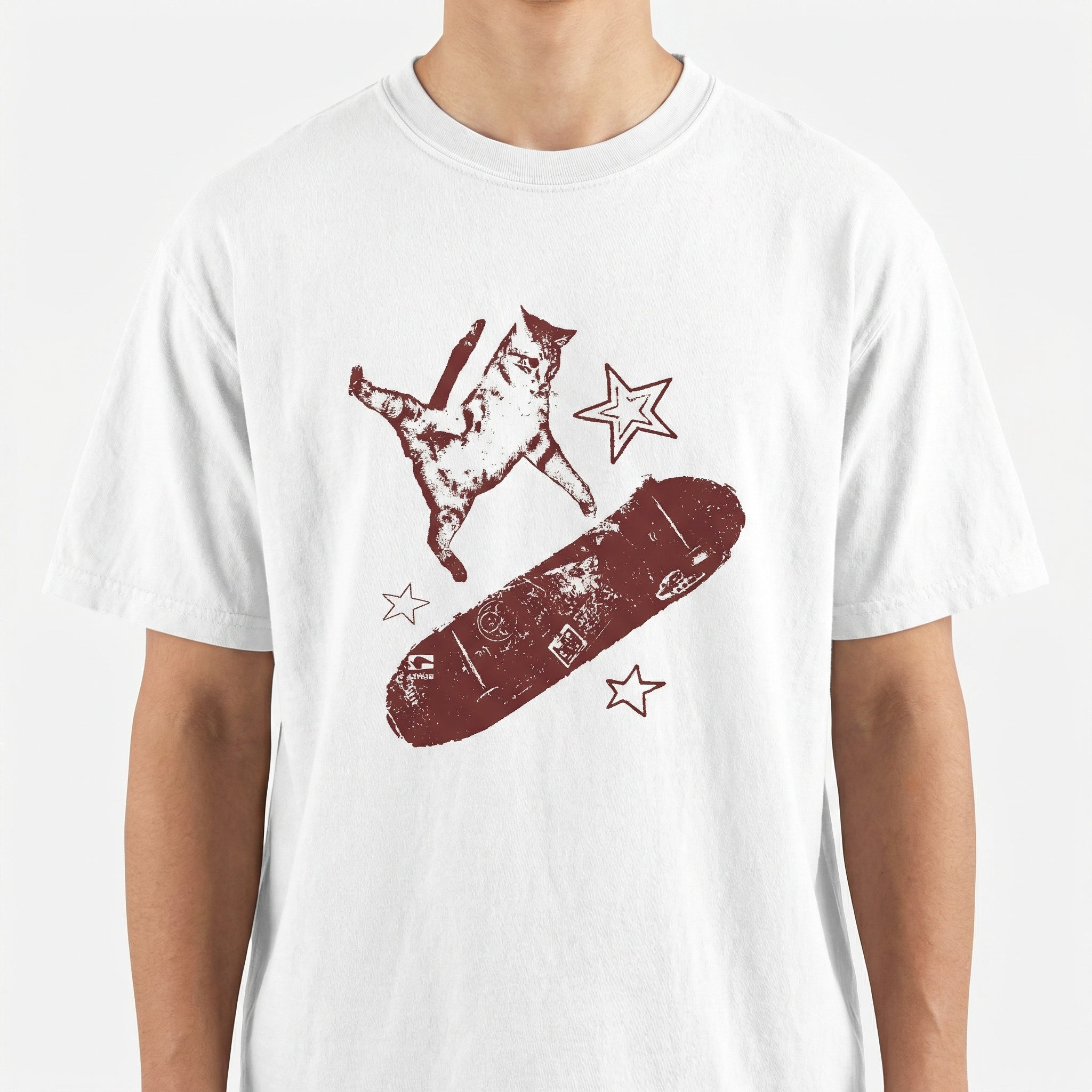 Skateboard Cat Y2K Graphic T-Shirt – 90s Aesthetic Vintage Kitten Tee – Retro Grunge Coquette
