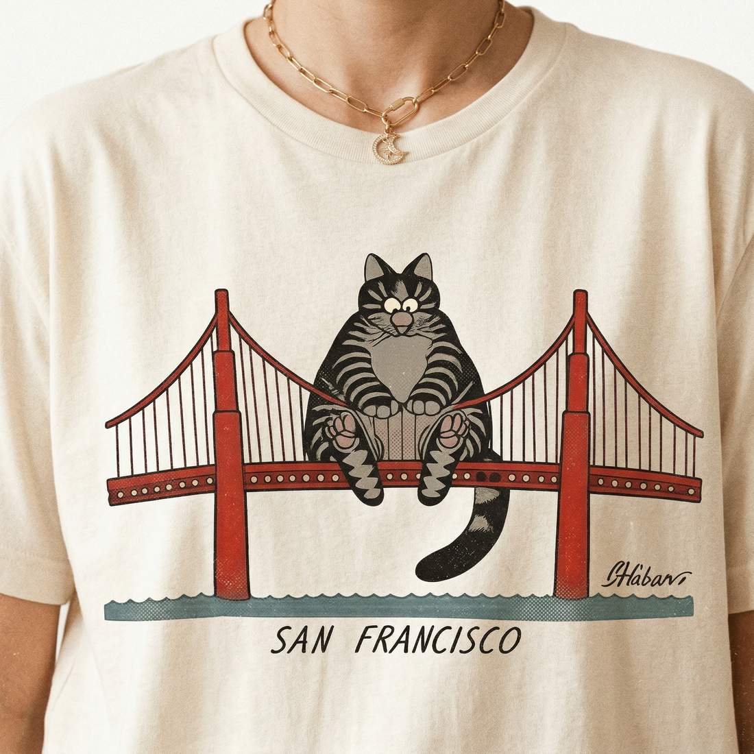 Space Cat Graphic T-Shirt – Sci-Fi Humor Retro City Tee