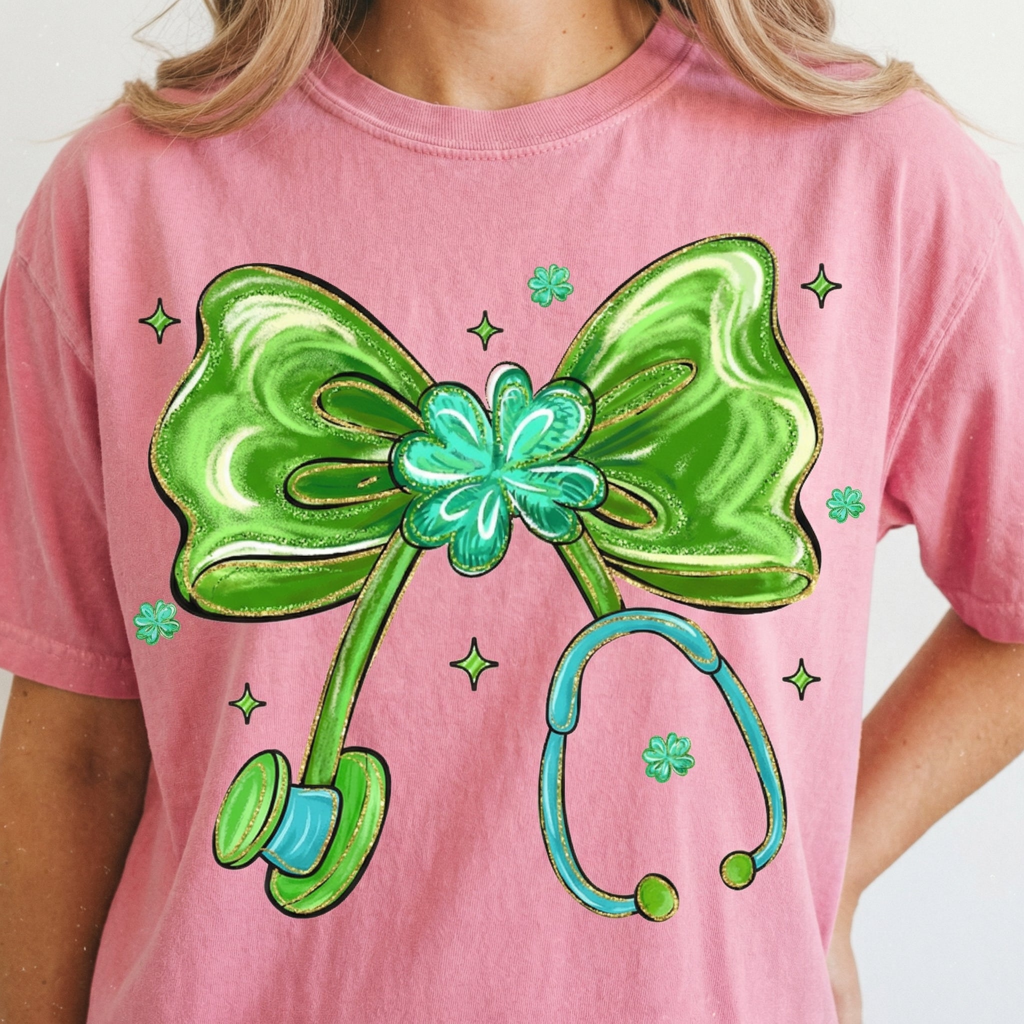 St Patricks Day Love Shamrock T-Shirt - Lucky Preppy Coquette Brushstroke Graphic Tee