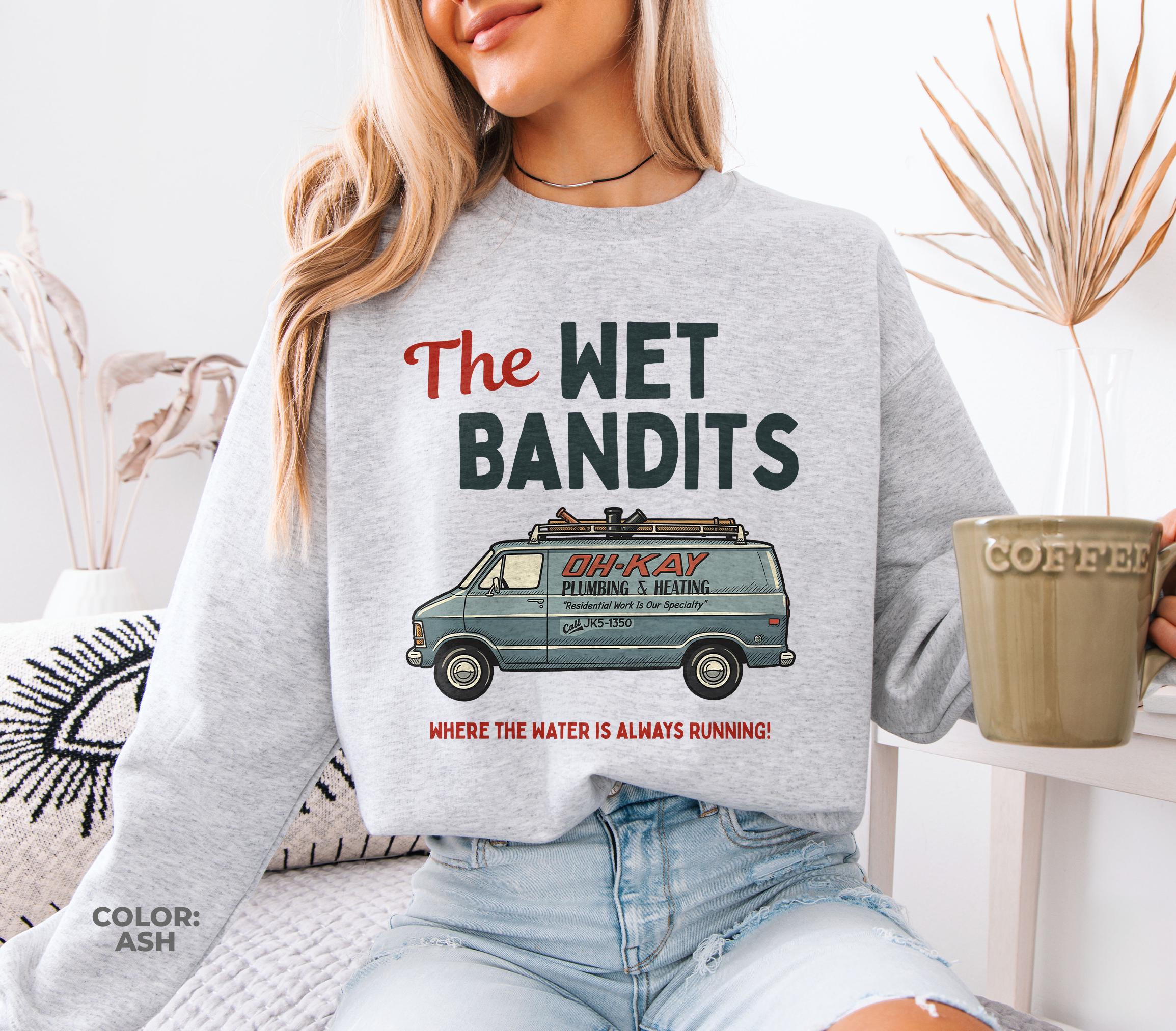 The Wet Bandits Christmas Sweatshirt – Funny Home Alone–Inspired 90s Xmas Movie Tee, Retro Holiday Gift