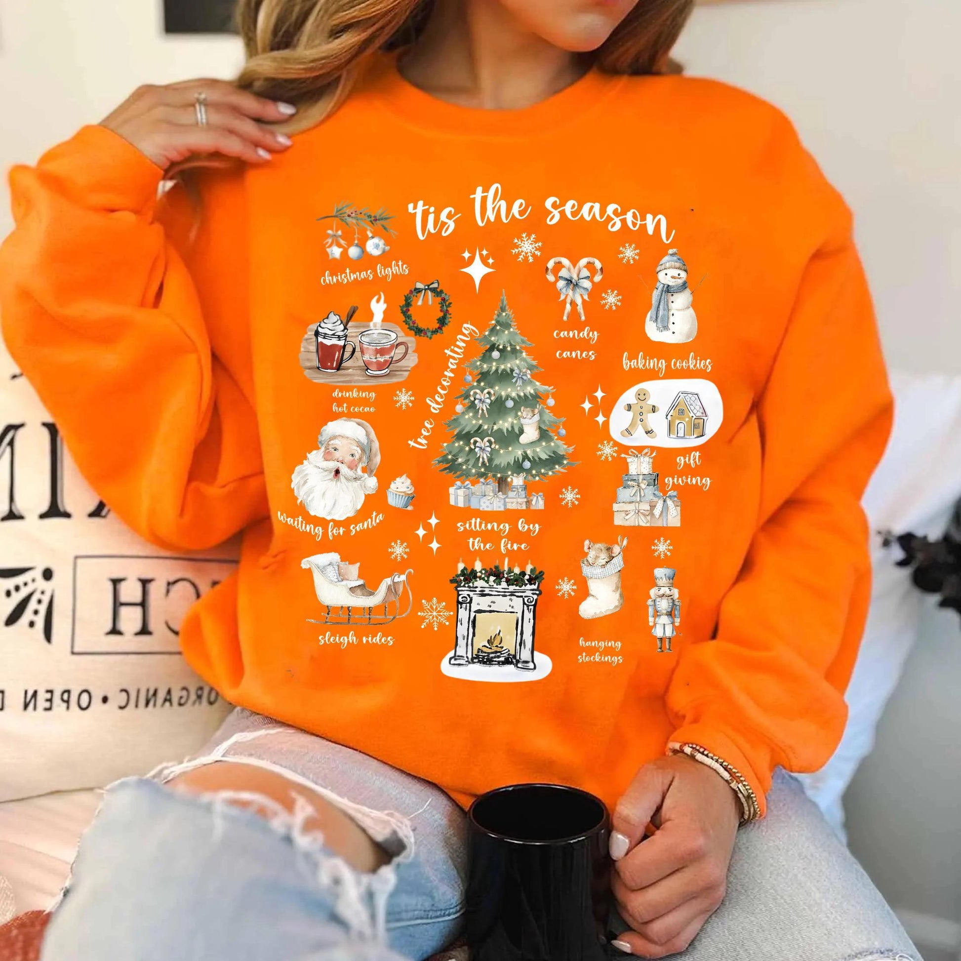 Tis the Season Christmas Shirt – Retro Holiday Tree & Santa Graphic, Festive Women’s Christmas Tee