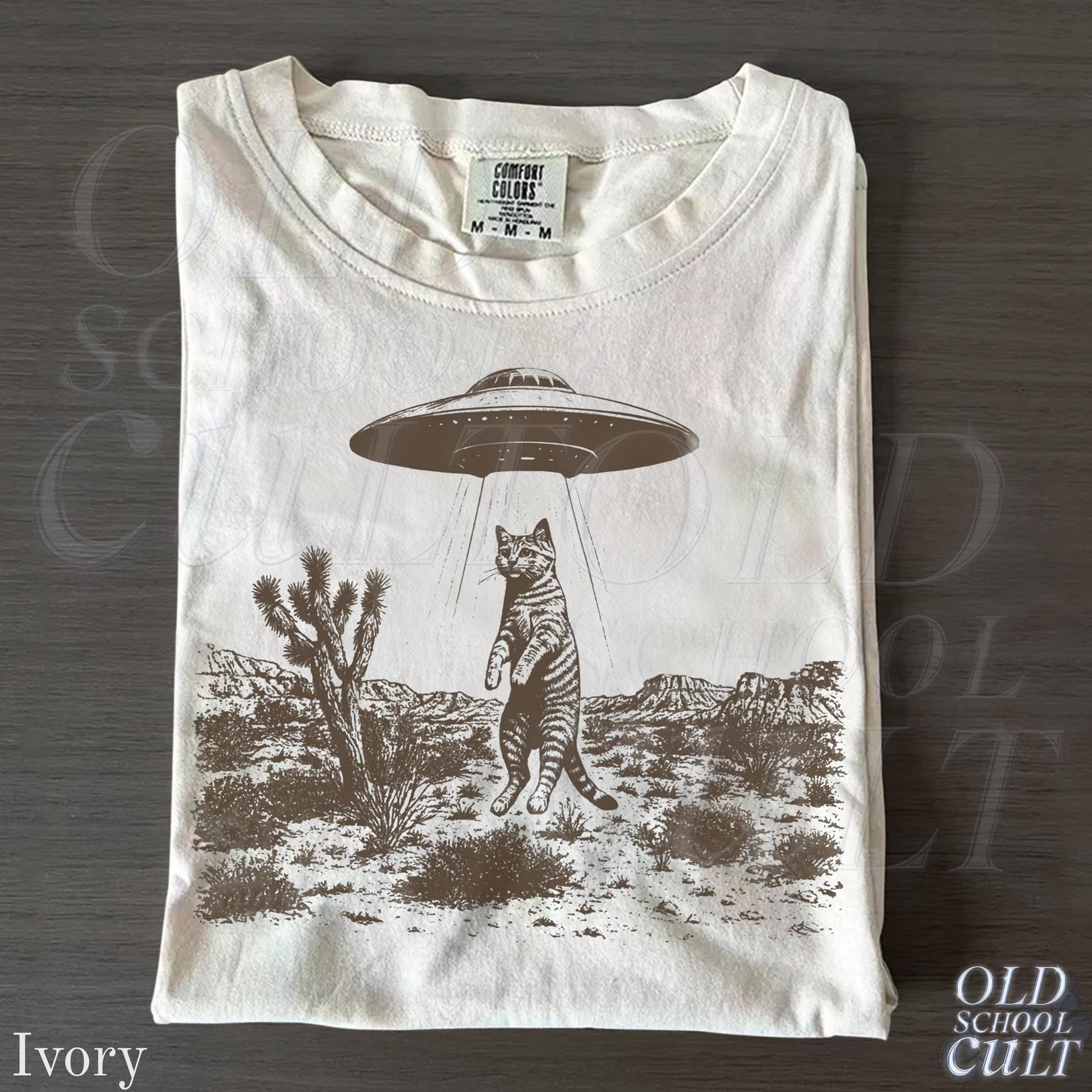 UFO Cat Western T-Shirt – Vintage Alien Space Graphic Tee
