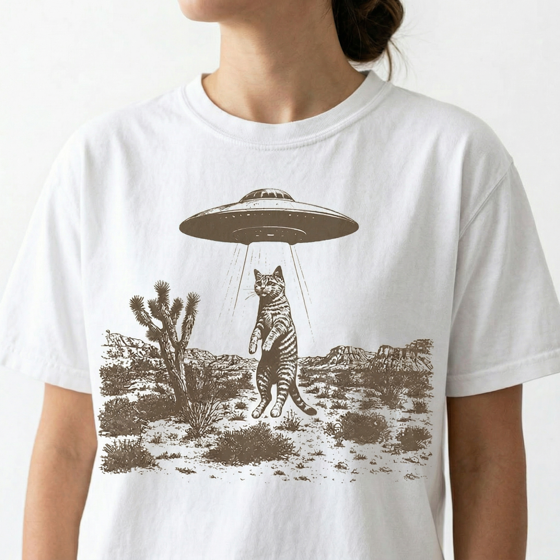 UFO Cat Western T-Shirt – Vintage Alien Space Graphic Tee
