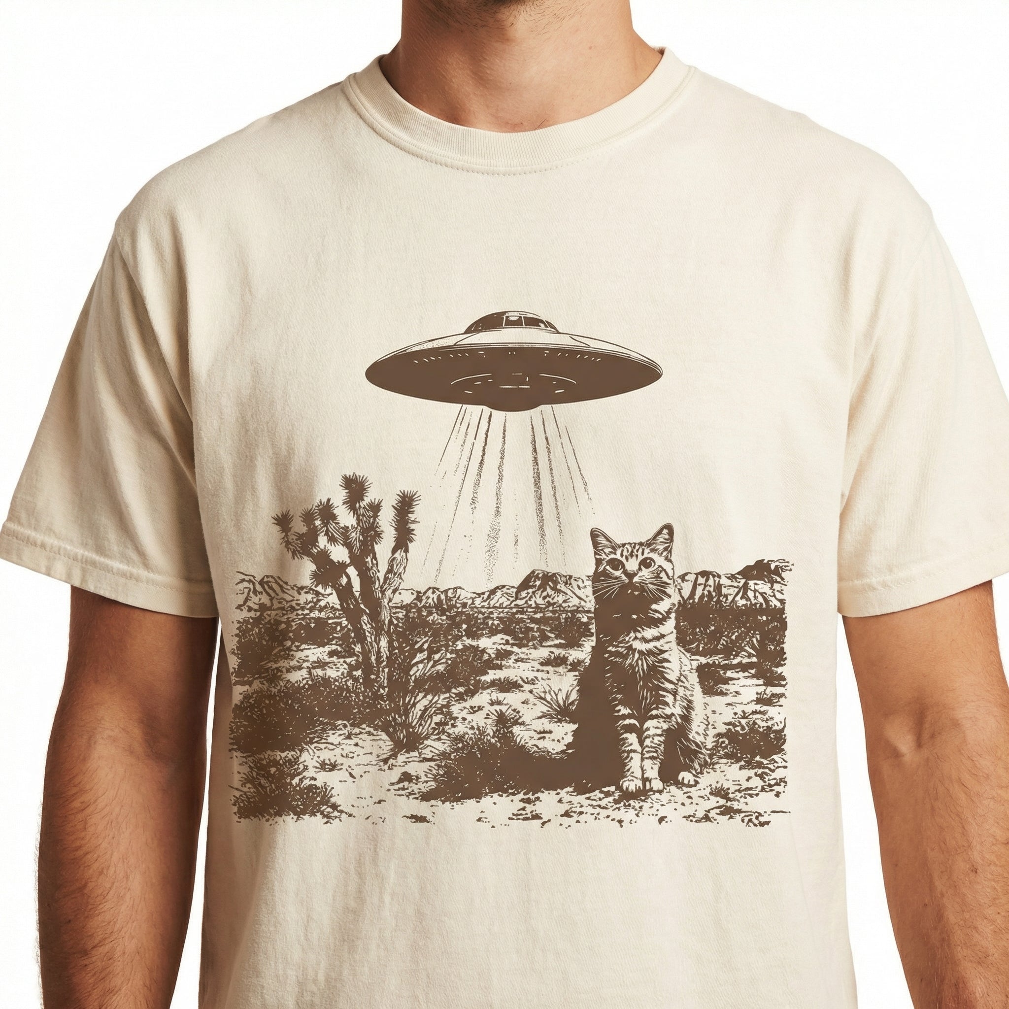 UFO Cowboy Cat Graphic T-Shirt – Retro Western Style Tee