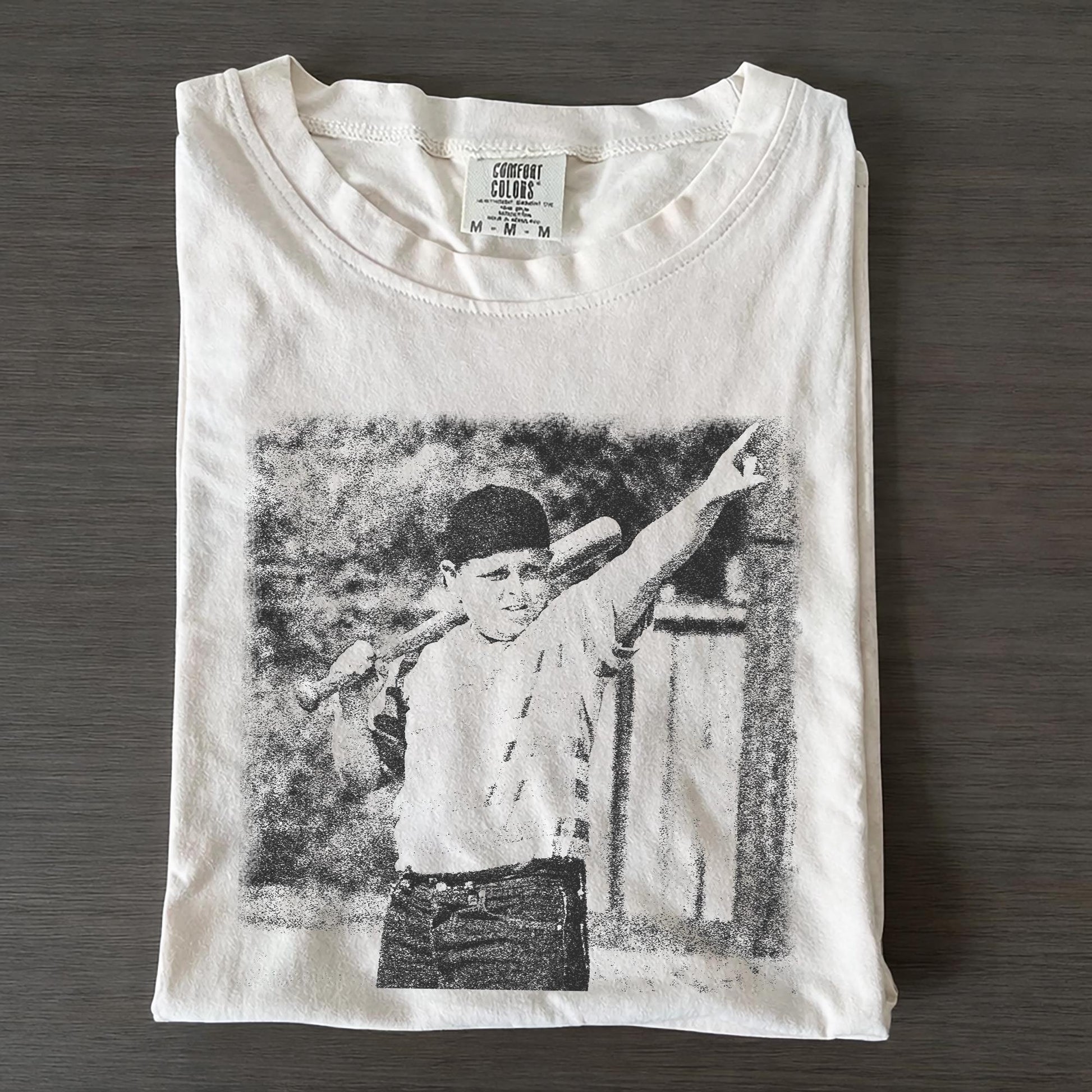 Vintage Baseball Legends Never Die T-Shirt – Retro 90s Graphic Tee