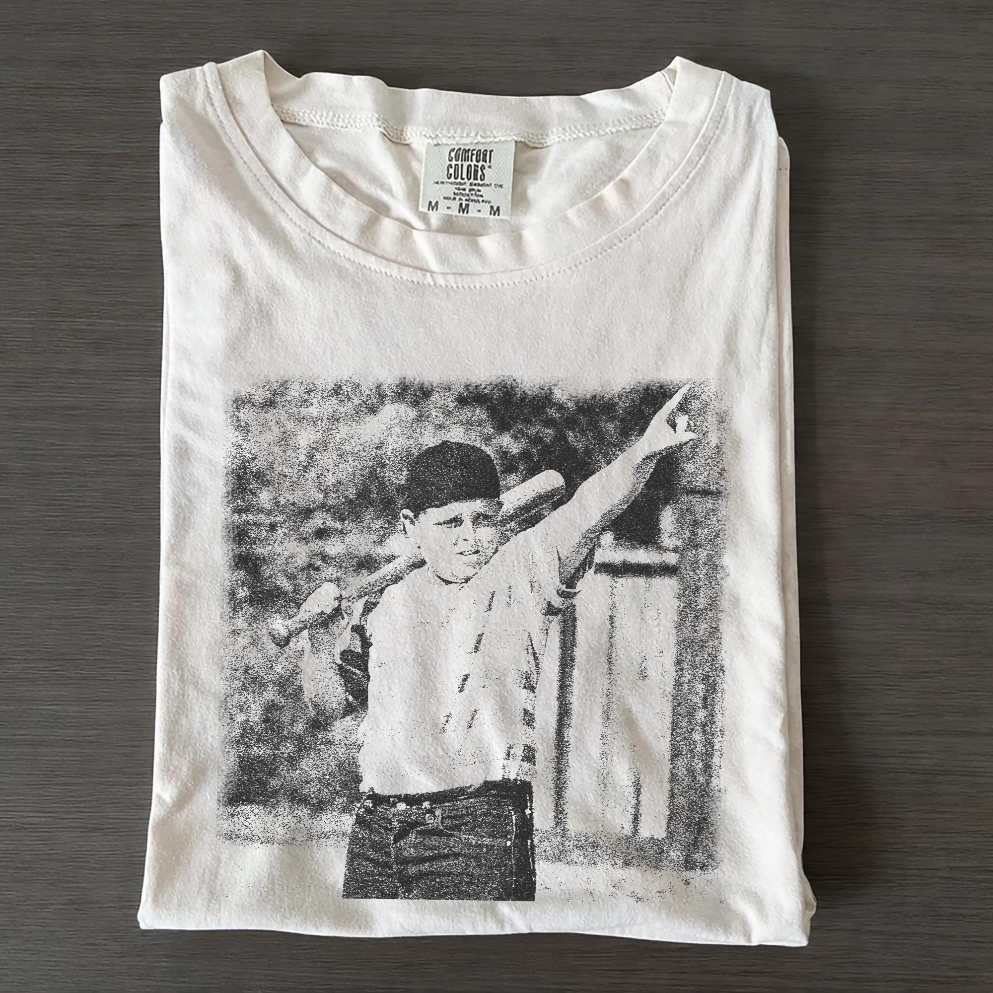Vintage Baseball Legends Never Die T-Shirt – Retro 90s Graphic Tee