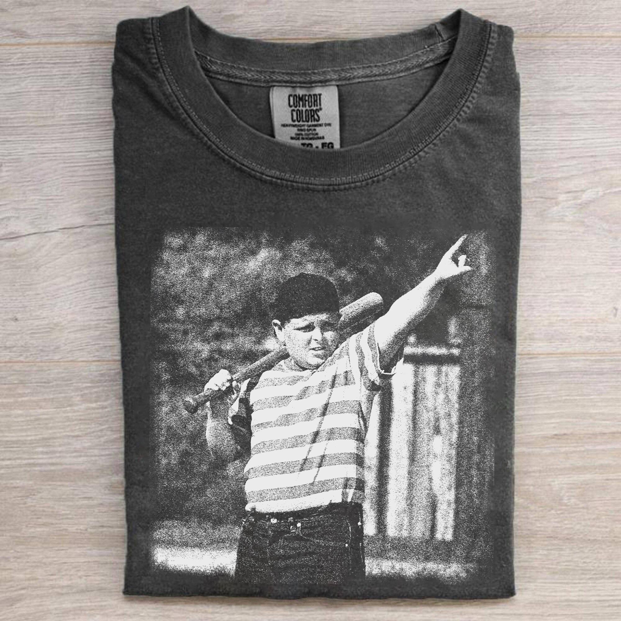 Vintage Baseball Legends Never Die T-Shirt – Retro 90s Graphic Tee