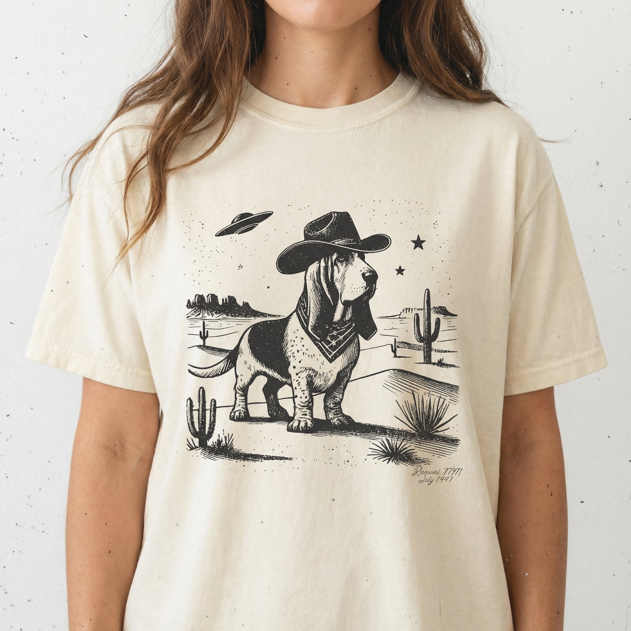 Vintage Basset Hound UFO Western T-Shirt – Retro Cowboy Dog Graphic Tee