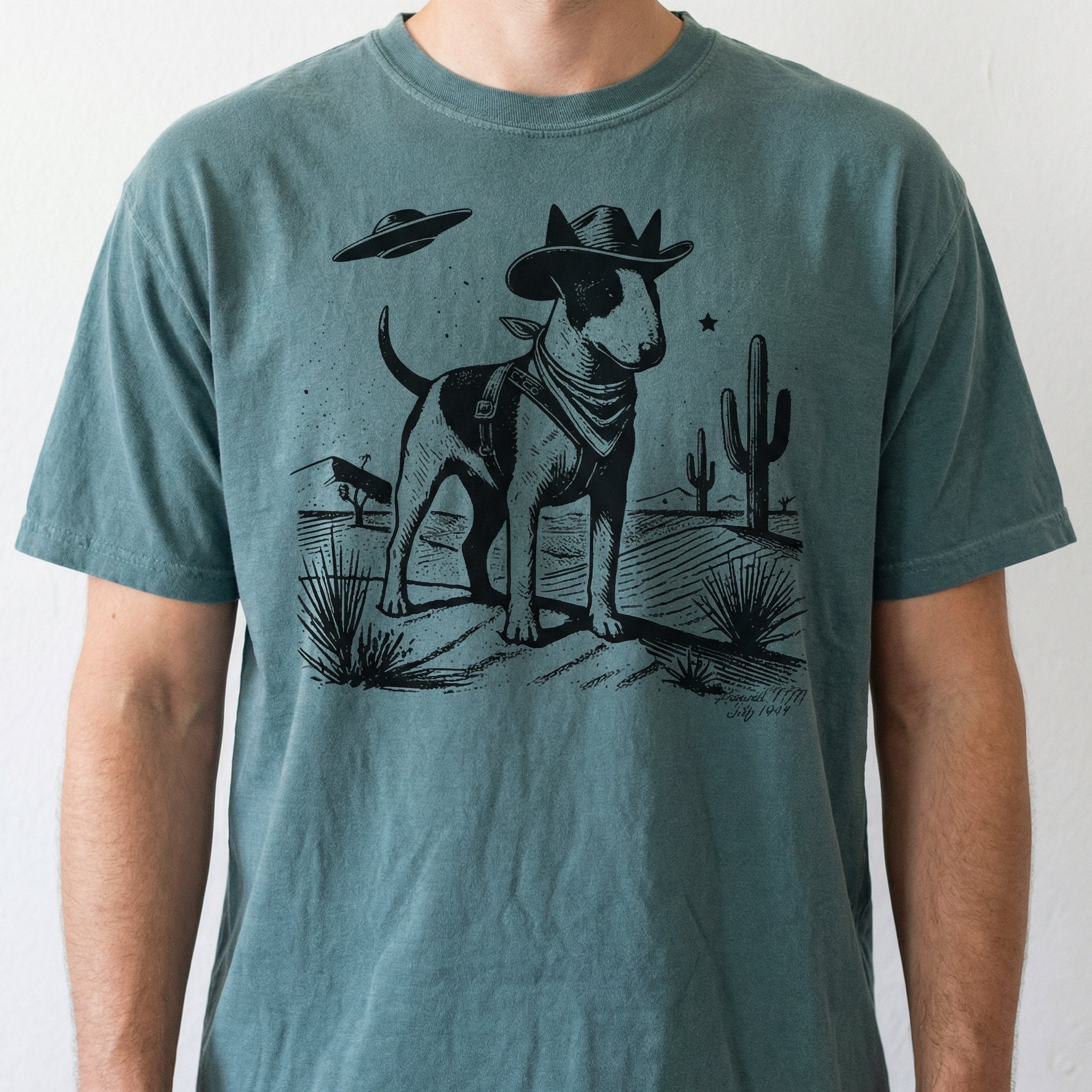 Vintage Bull Terrier UFO Western T-Shirt – Retro Cowboy Dog Graphic Tee