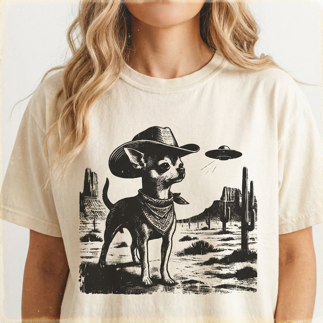 Vintage Chihuahua UFO T-Shirt - Western Cowboy Alien Chihuahua Graphic Tee - Retro Dog Gift