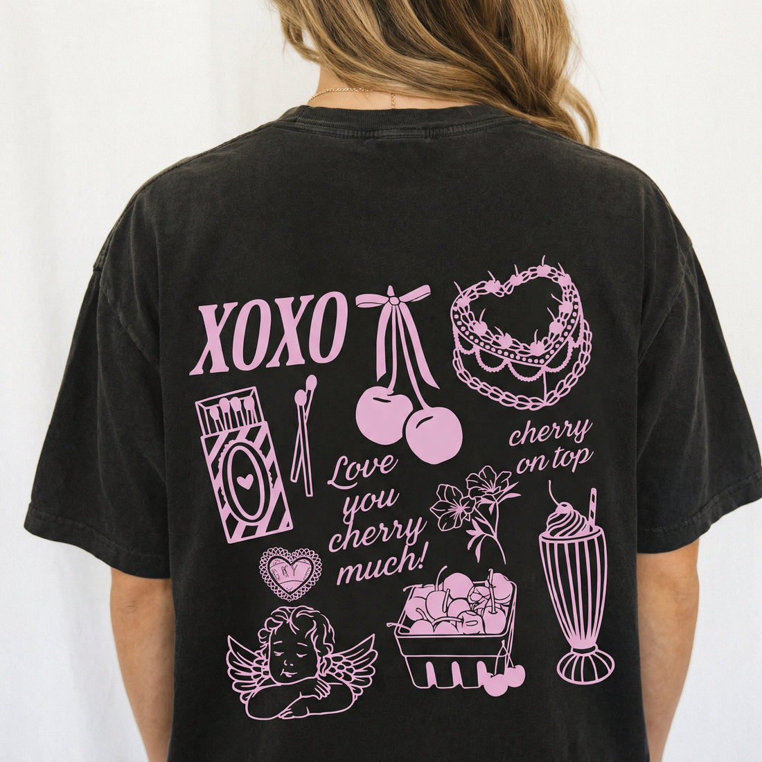 Vintage Coquette Valentine Sweatshirt – Cherry Cake XOXO Heart Graphic