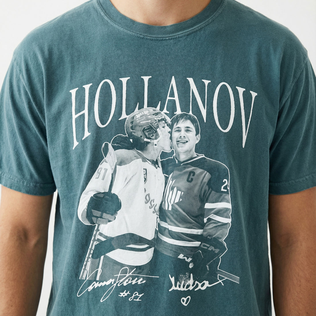 Vintage Drama Hudson x Connor Aesthetic Graphic T-Shirt – Retro Fandom Inspired Tee