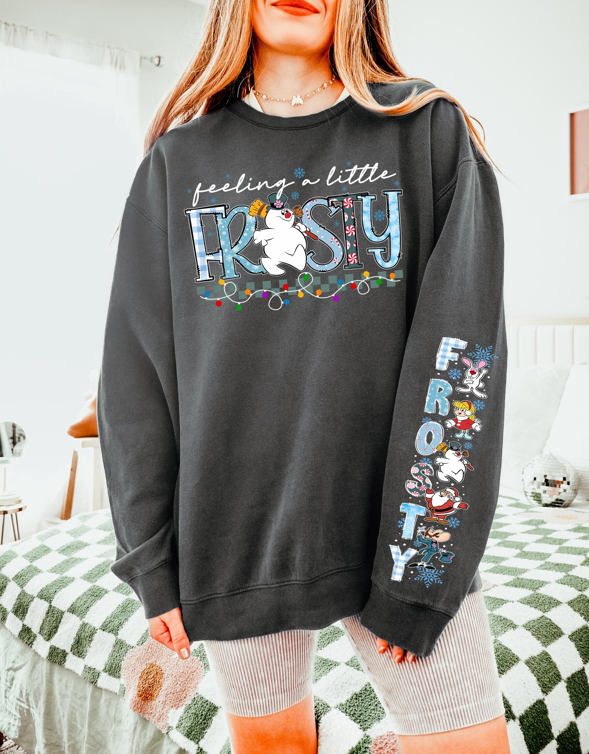 Vintage Frosty the Snowman Sweatshirt Retro Christmas Snowman Shirt Cute Holiday Crewneck Pullover