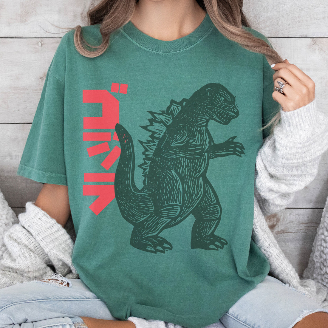 Vintage Japanese Godzilla T-Shirt – Retro Monster Movie Art Graphic Tee