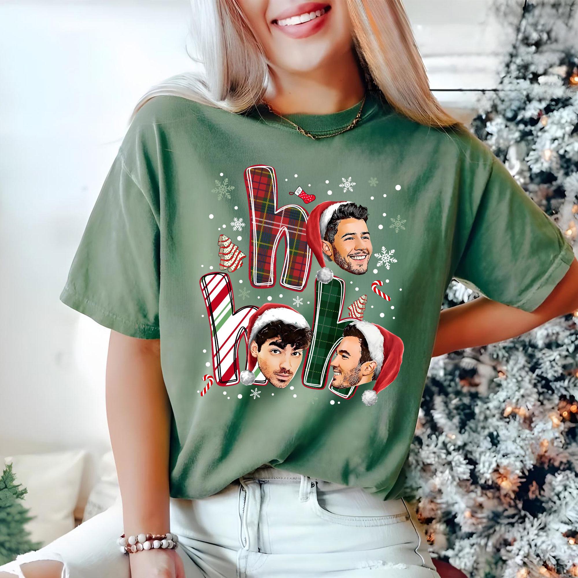 Vintage Jonas Brothers Christmas Sweatshirt – 20th Anniversary Fan Tour Graphic Pullover