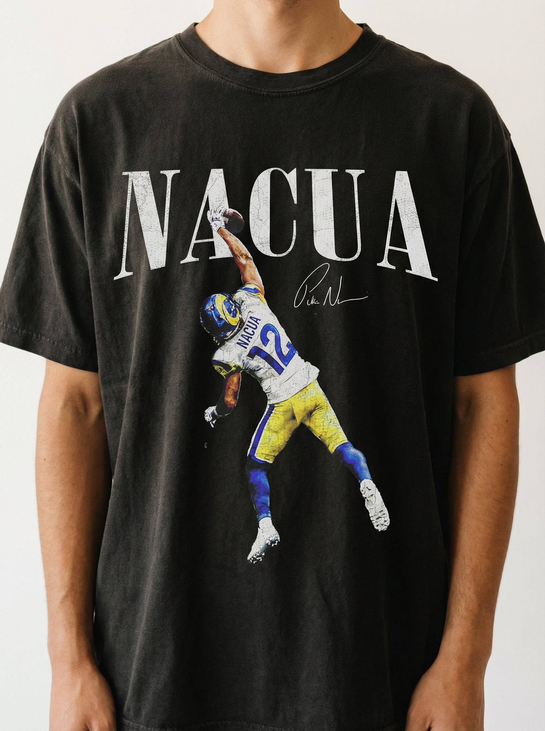 Vintage Nacua  90s Football Graphic T-Shirt – Retro Game Day Fan Style Tee
