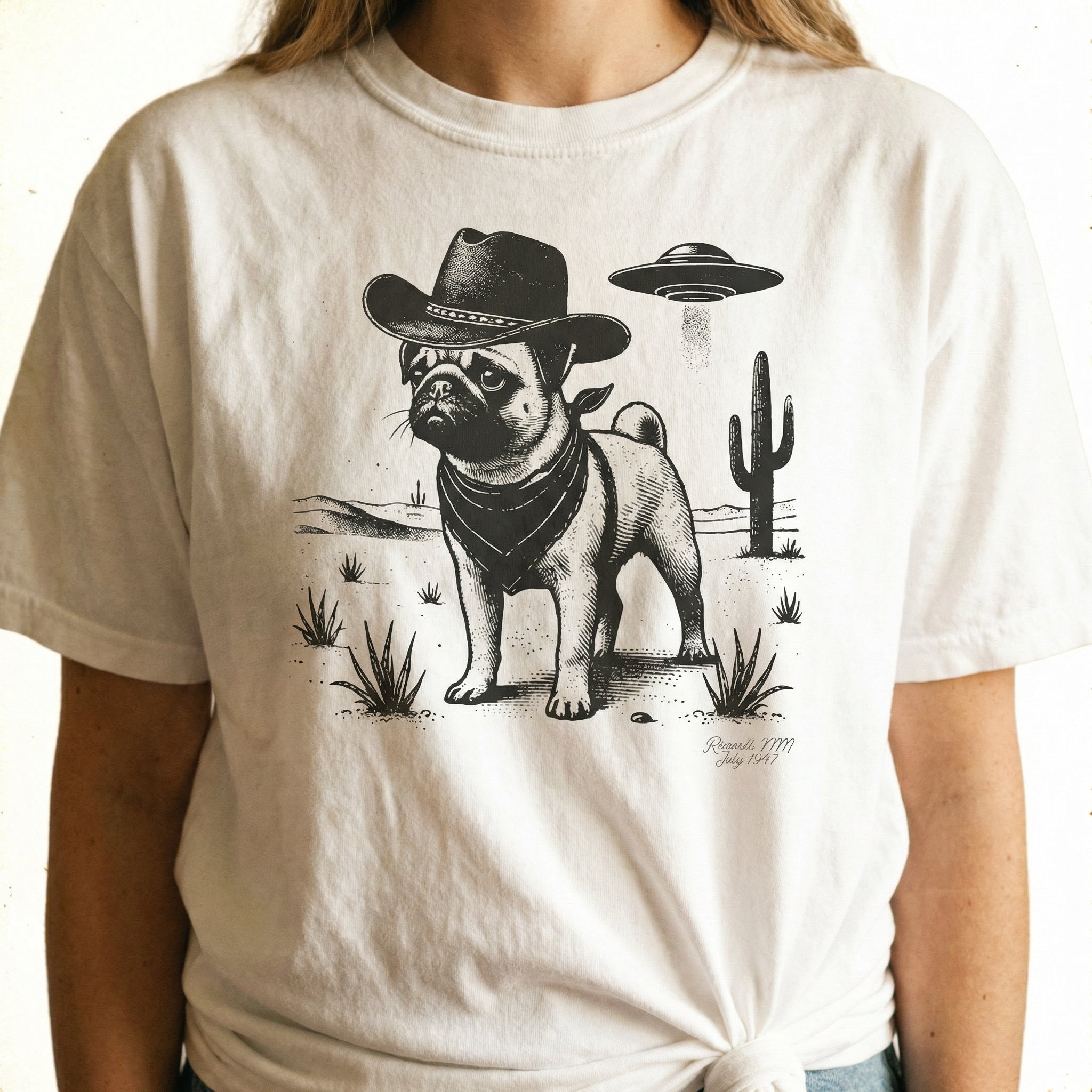 Vintage Pug UFO Western T-Shirt – Retro Cowboy Dog Graphic Tee