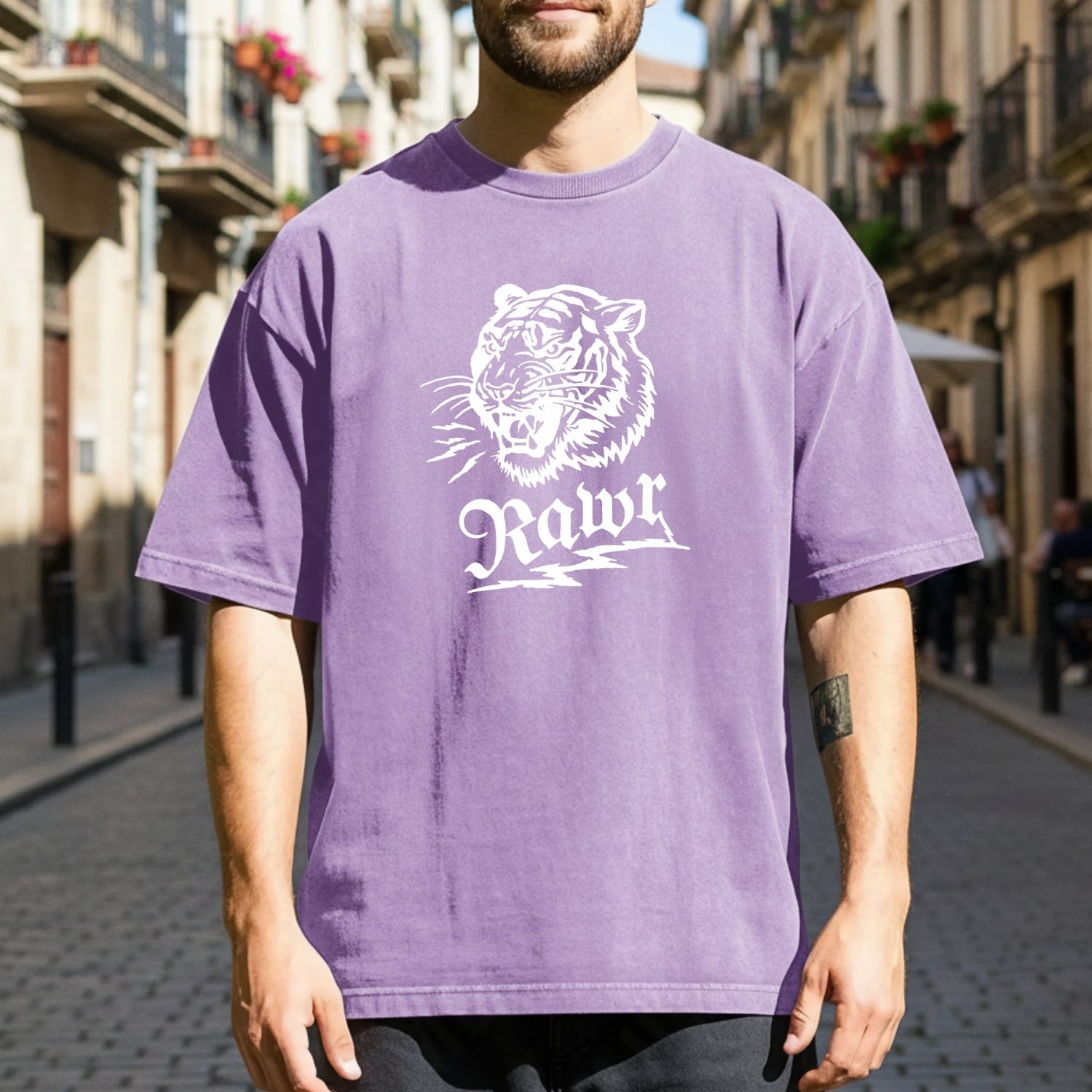 Vintage Rawr Roaring Tiger T-Shirt - Retro 90s Grunge Wild Animal Graphic Tee
