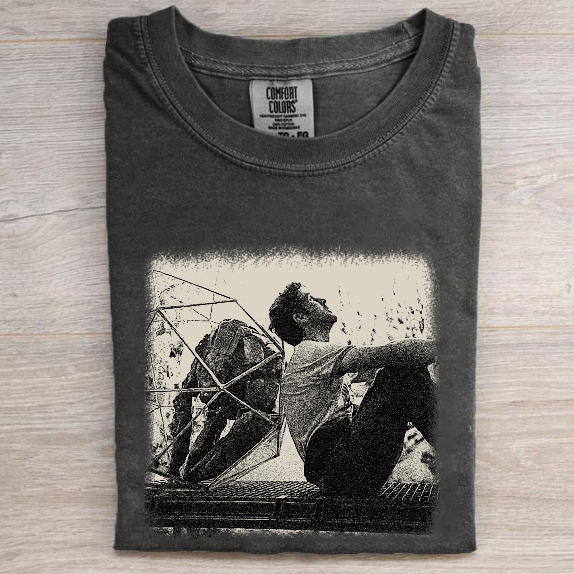 Vintage Rocky and Ryland Grace Space Duo Graphic T-Shirt – Sci-Fi Book Lover Gift Tee